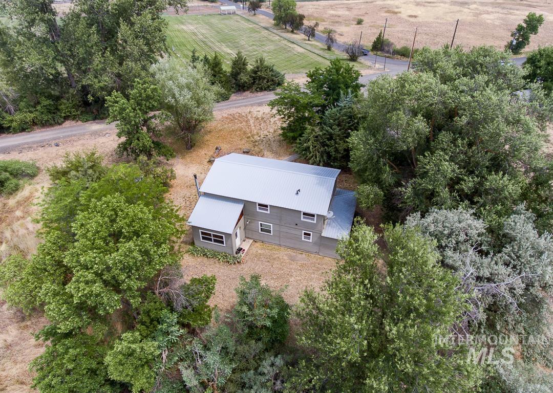 595 Cemetery Rd, Cambridge, Idaho 83610, 4 Bedrooms, 3 Bathrooms, Residential For Sale, Price $499,000, 98995551