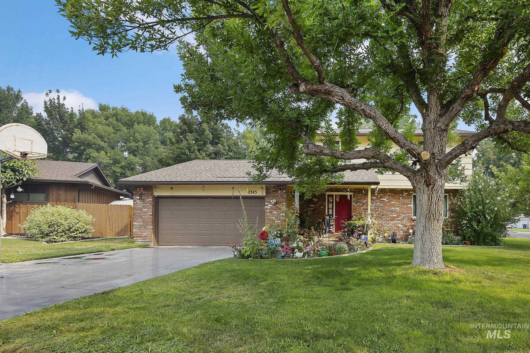 2345 Longbow Dr, Twin Falls, Idaho 83301, 3 Bedrooms, 2.5 Bathrooms, Residential For Sale, Price $360,000, 98995555