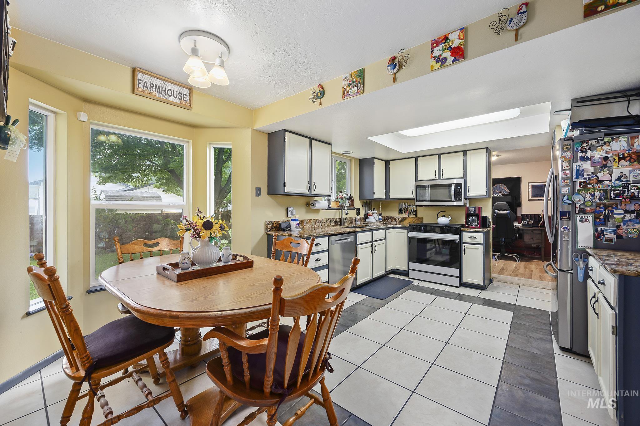 2345 Longbow Dr, Twin Falls, Idaho 83301, 3 Bedrooms, 2.5 Bathrooms, Residential For Sale, Price $360,000, 98995555