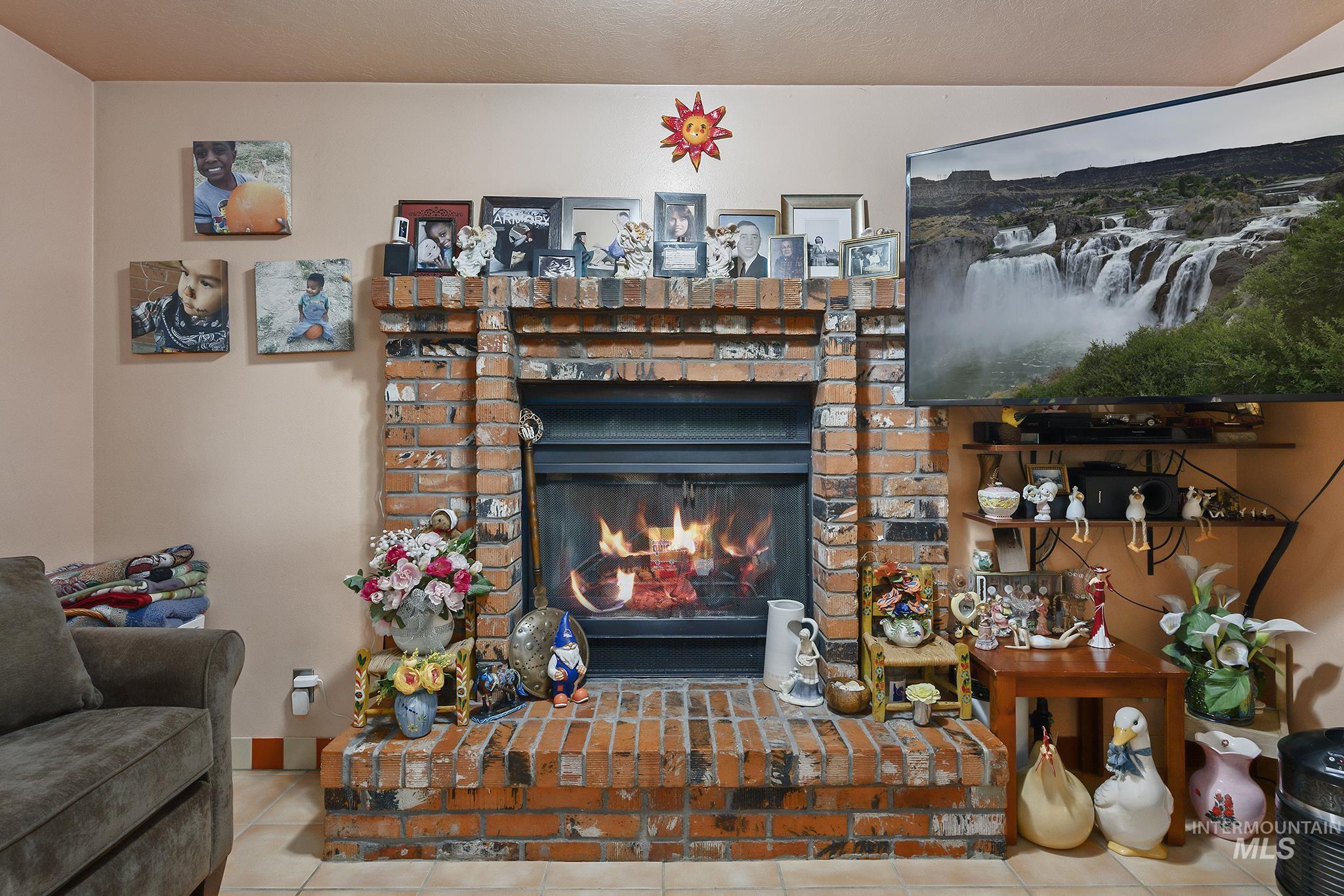 2345 Longbow Dr, Twin Falls, Idaho 83301, 3 Bedrooms, 2.5 Bathrooms, Residential For Sale, Price $360,000, 98995555