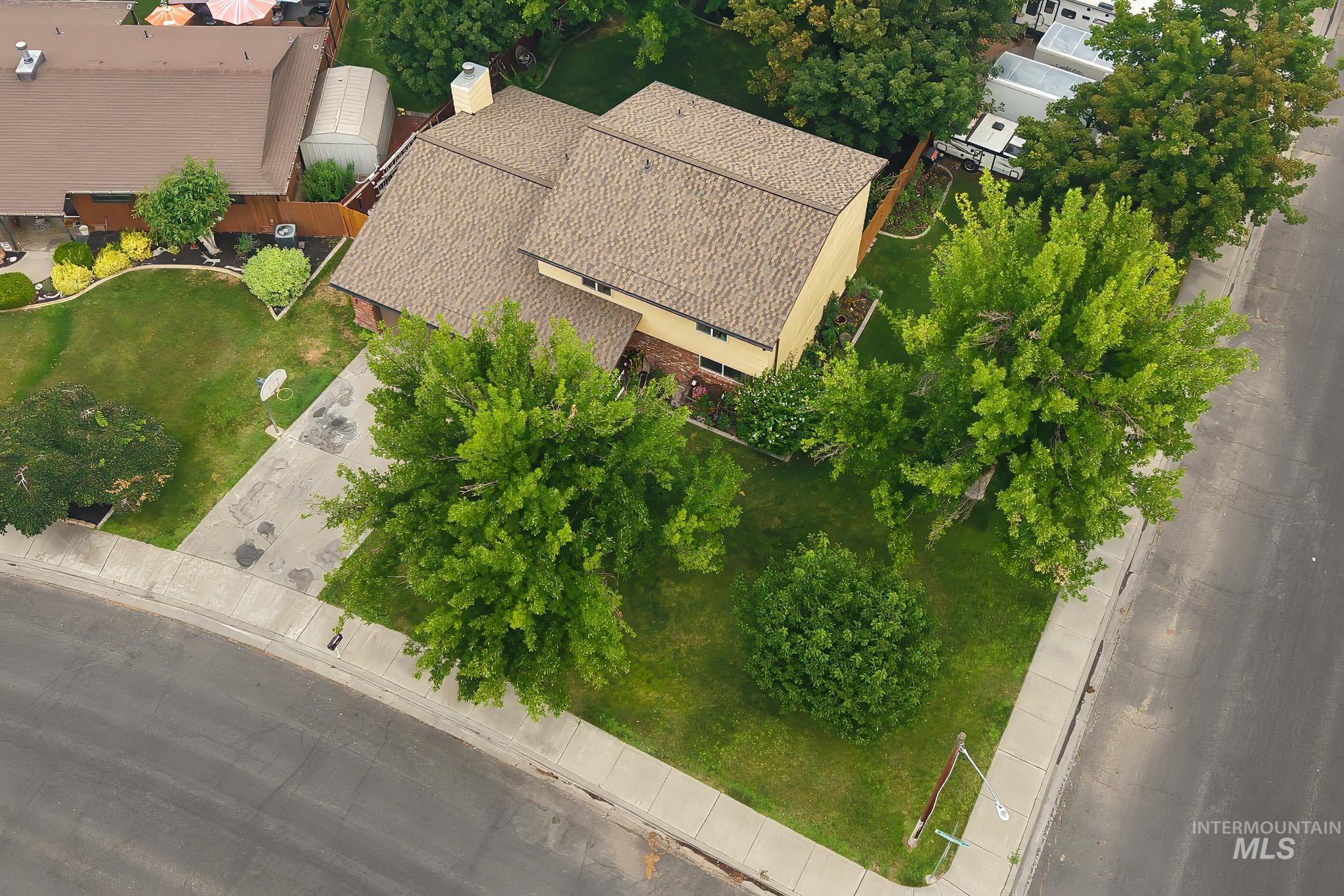2345 Longbow Dr, Twin Falls, Idaho 83301, 3 Bedrooms, 2.5 Bathrooms, Residential For Sale, Price $360,000, 98995555