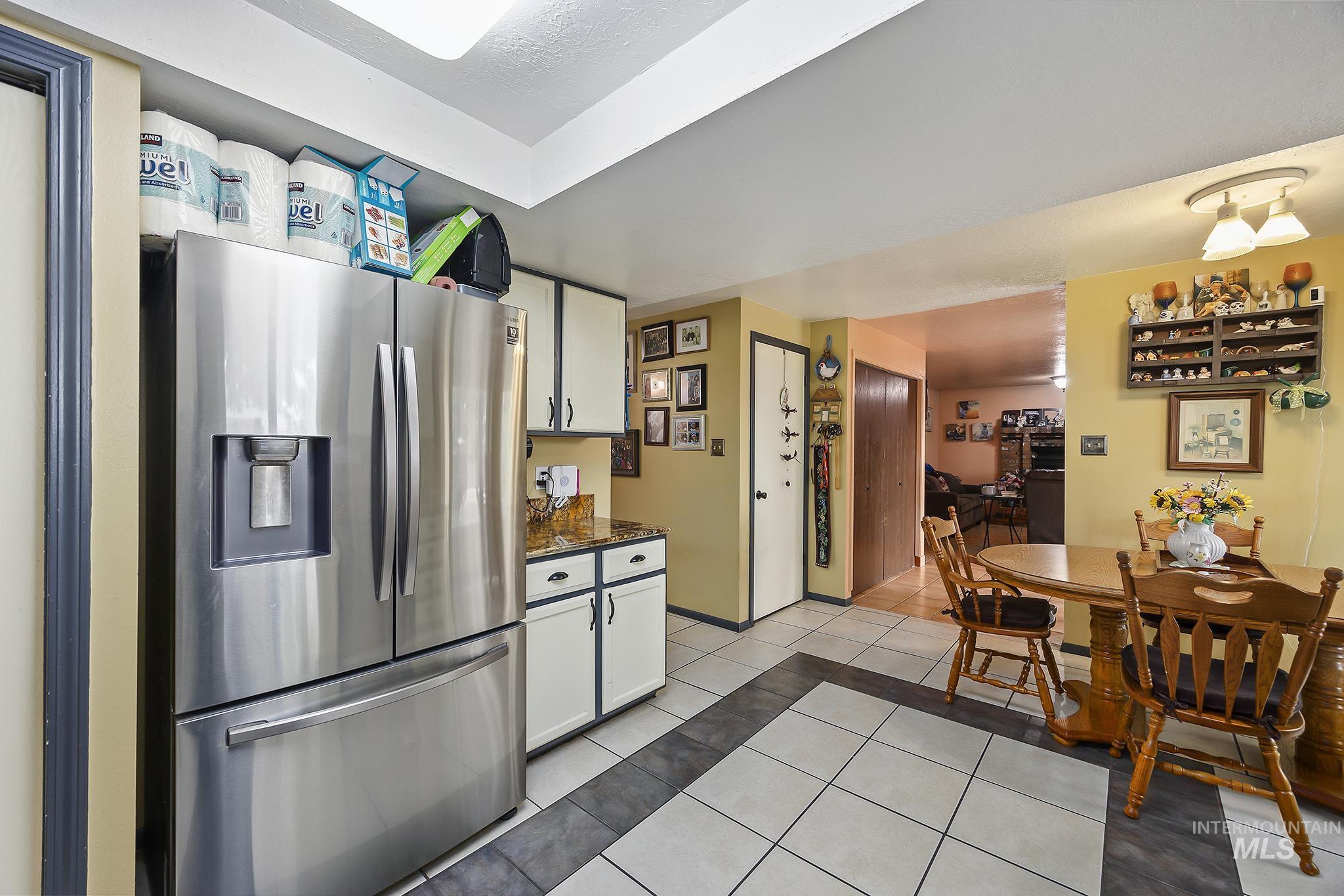 2345 Longbow Dr, Twin Falls, Idaho 83301, 3 Bedrooms, 2.5 Bathrooms, Residential For Sale, Price $360,000, 98995555