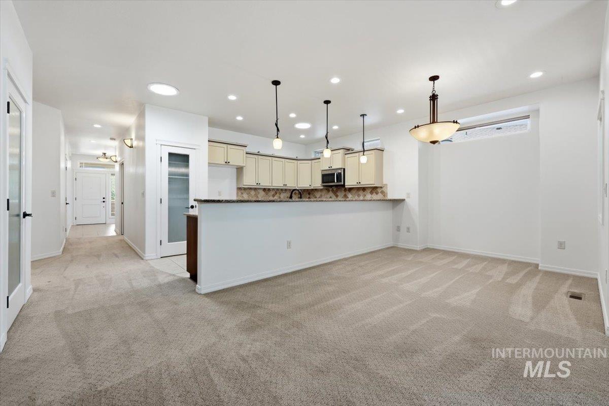 3002 W Astonte Ct., Meridian, Idaho 83646, 3 Bedrooms, 2 Bathrooms, Residential For Sale, Price $520,000, 98995558