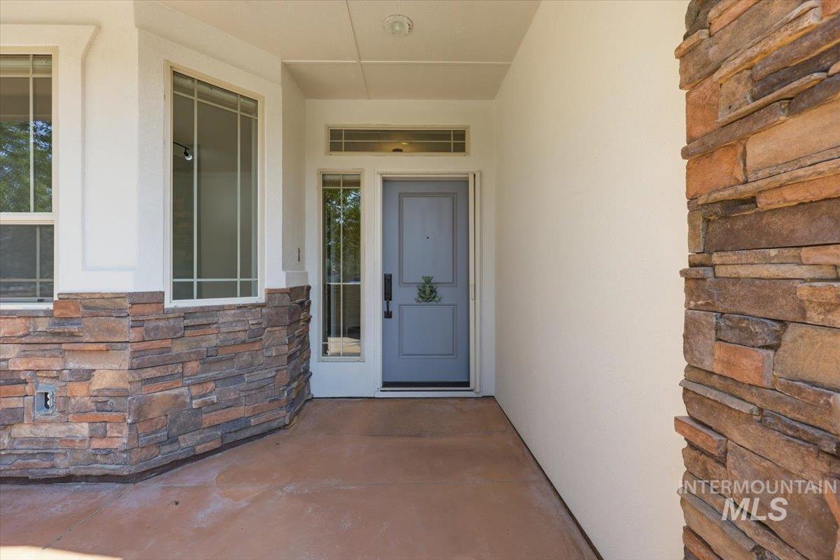 3002 W Astonte Ct., Meridian, Idaho 83646, 3 Bedrooms, 2 Bathrooms, Residential For Sale, Price $520,000, 98995558
