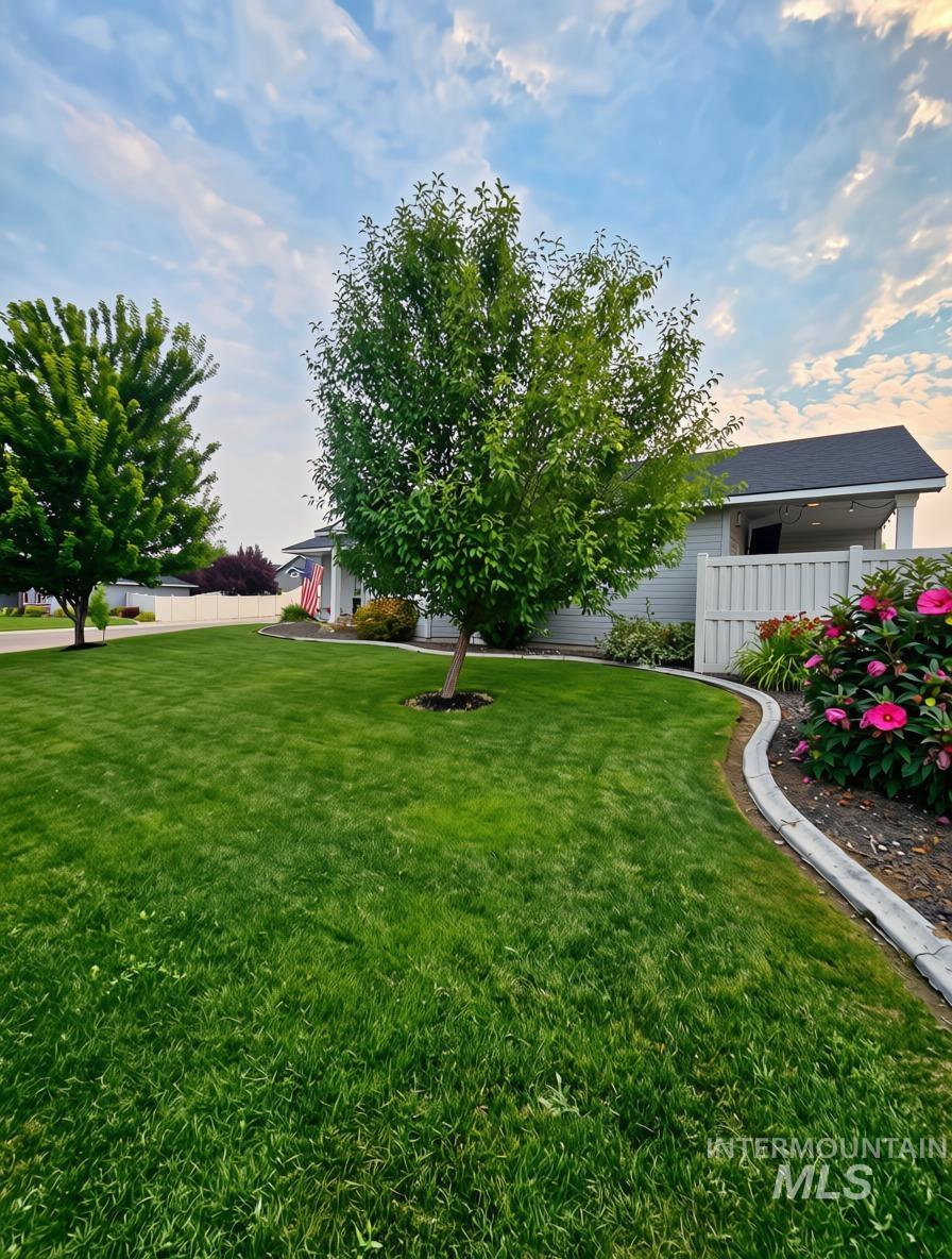 2110 E Ridgeview Avenue, Payette, Idaho 83661, 3 Bedrooms, 2 Bathrooms, Residential For Sale, Price $349,000, 98995559