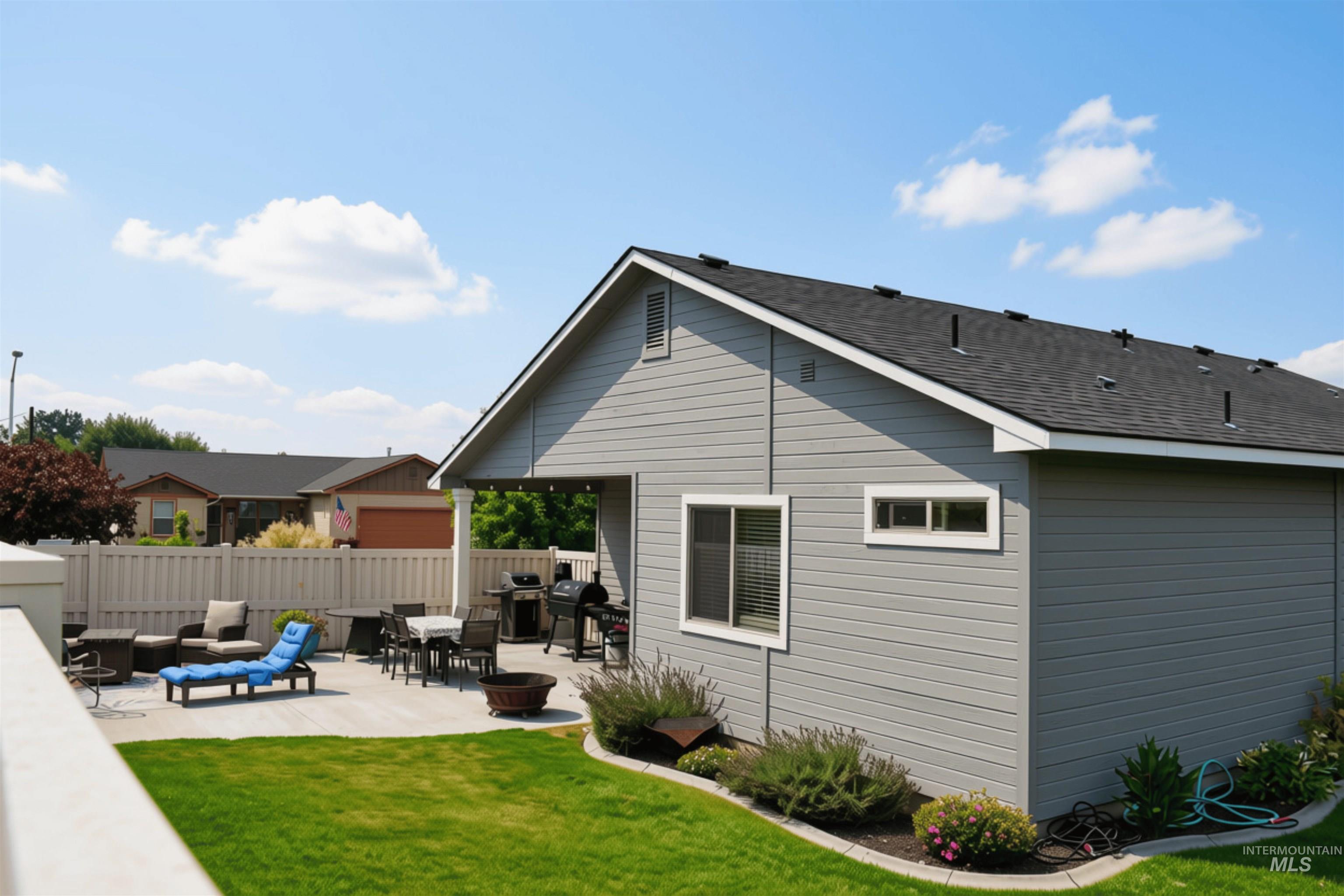 2110 E Ridgeview Avenue, Payette, Idaho 83661, 3 Bedrooms, 2 Bathrooms, Residential For Sale, Price $349,000, 98995559