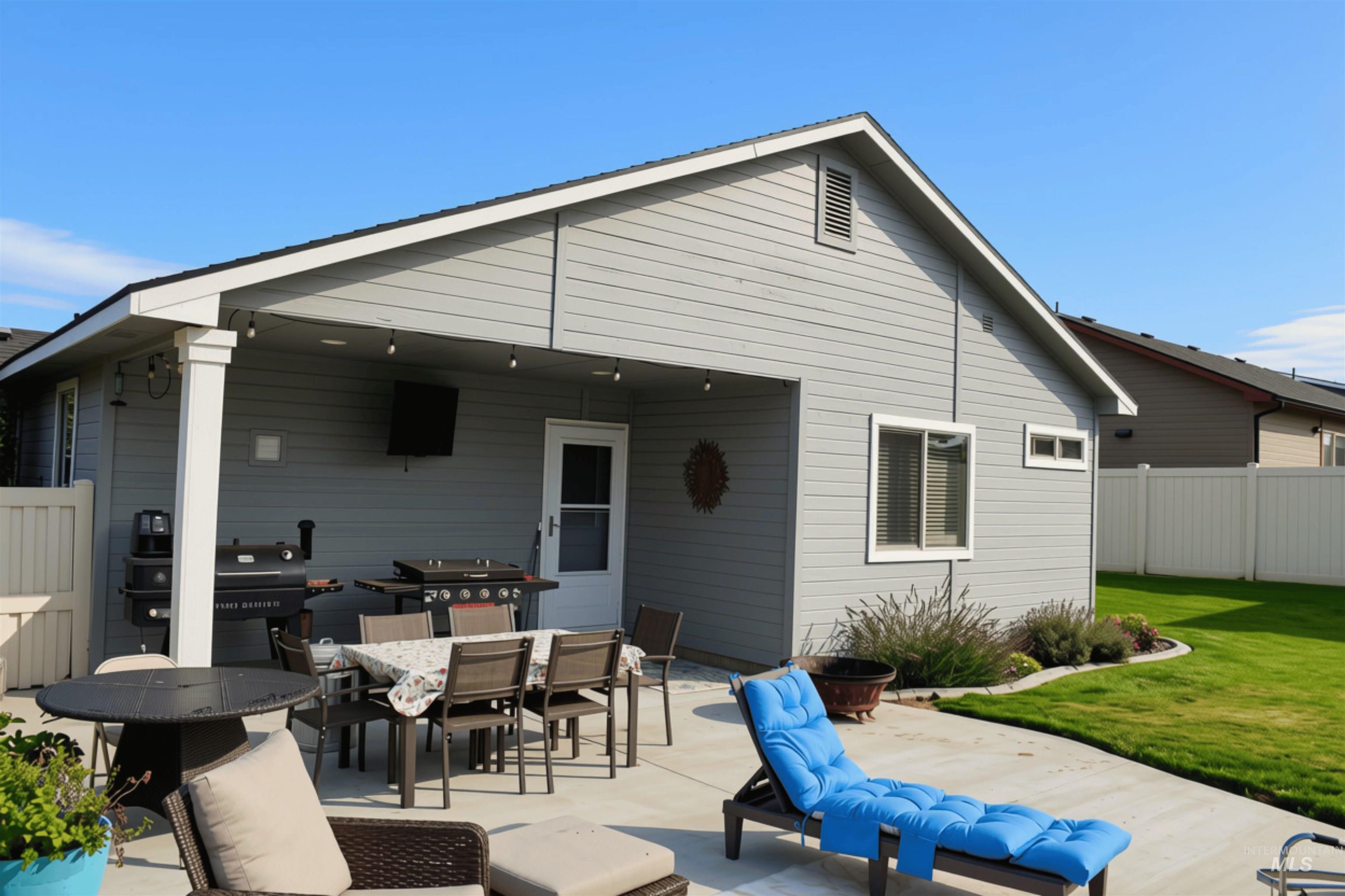 2110 E Ridgeview Avenue, Payette, Idaho 83661, 3 Bedrooms, 2 Bathrooms, Residential For Sale, Price $349,000, 98995559