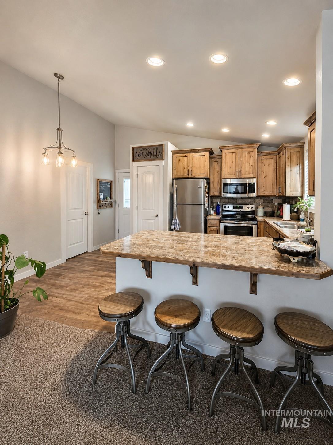 2110 E Ridgeview Avenue, Payette, Idaho 83661, 3 Bedrooms, 2 Bathrooms, Residential For Sale, Price $349,000, 98995559