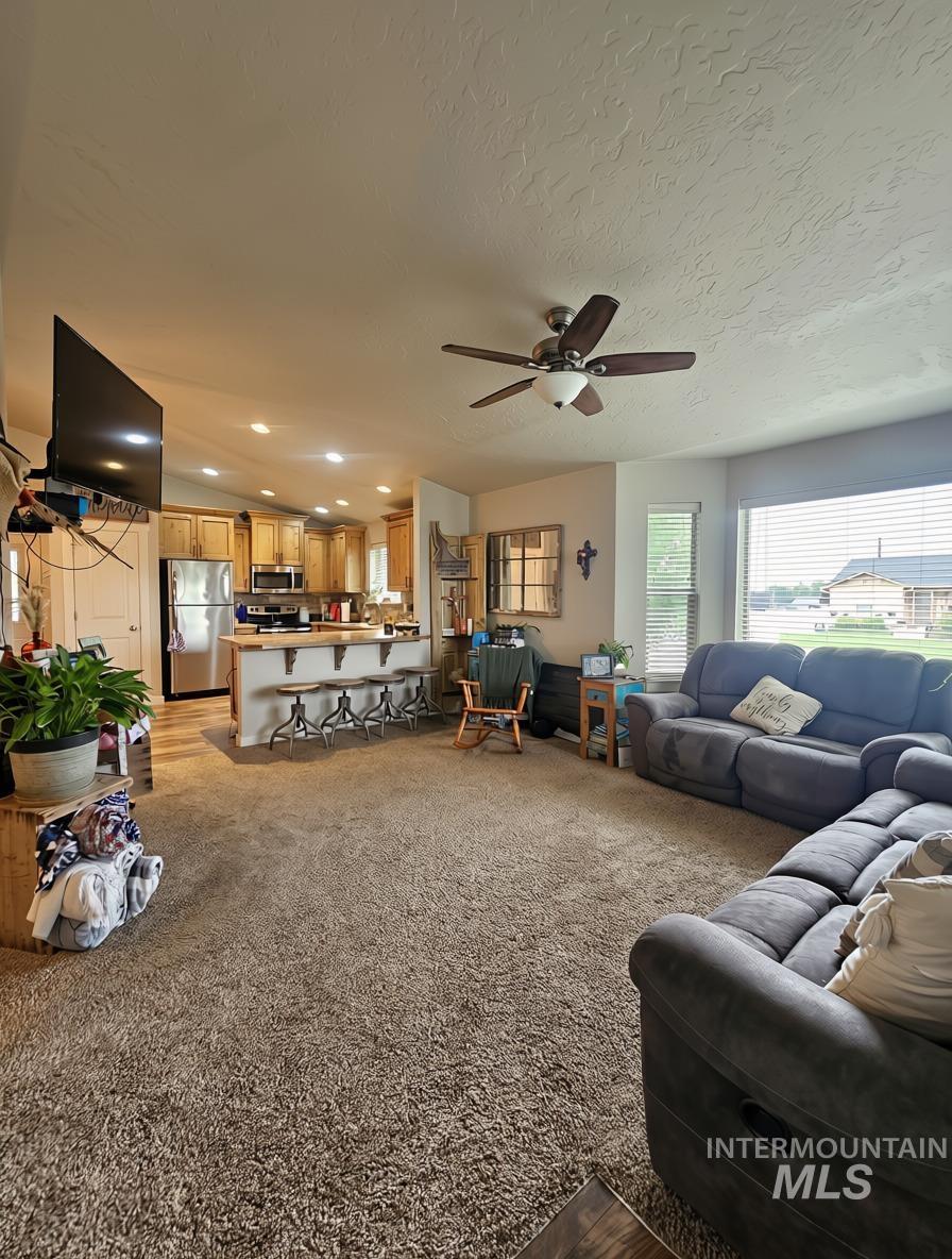 2110 E Ridgeview Avenue, Payette, Idaho 83661, 3 Bedrooms, 2 Bathrooms, Residential For Sale, Price $349,000, 98995559