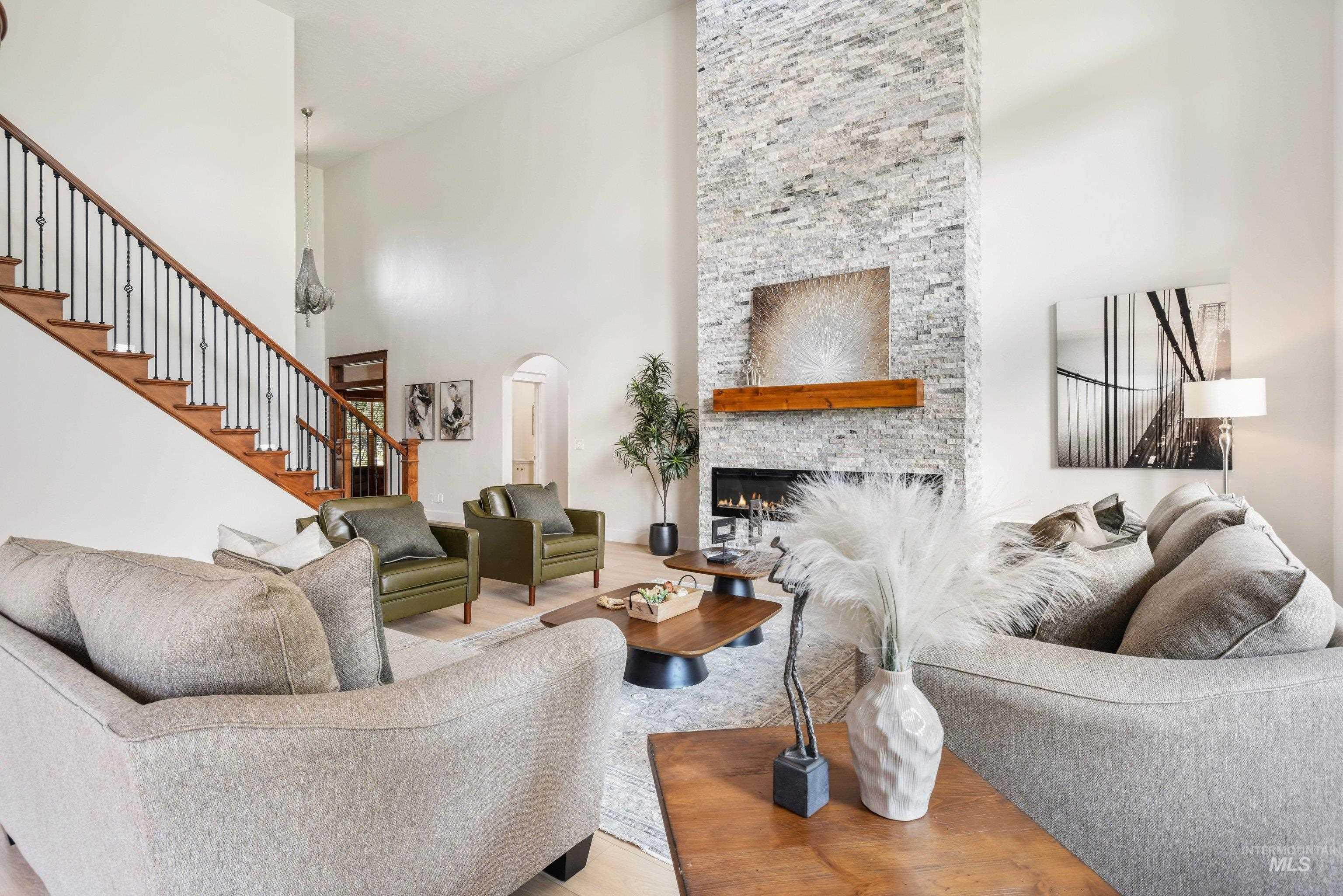 1674 S Water Leaf Ave, Eagle, Idaho 83616, 5 Bedrooms, 4.5 Bathrooms, Residential For Sale, Price $1,499,999,MLS 98995562