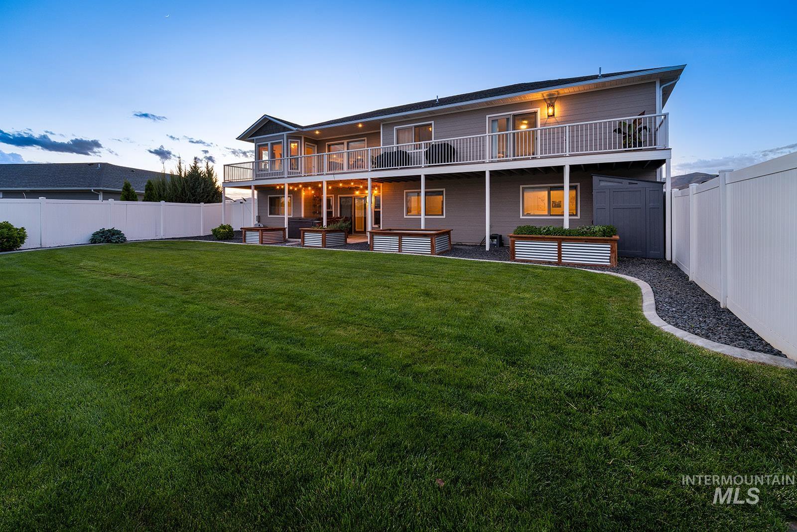 2555 Remington Way, Clarkston, Washington 99403, 5 Bedrooms, 3 Bathrooms, Residential For Sale, Price $649,000, 98995563