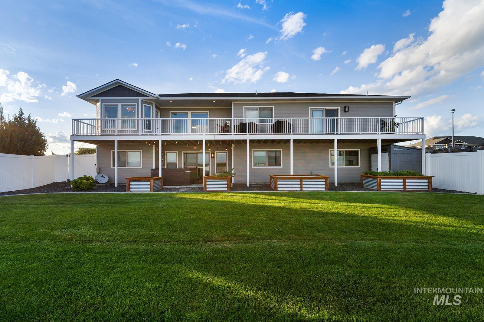 2555 Remington Way, Clarkston, Washington 99403, 5 Bedrooms, 3 Bathrooms, Residential For Sale, Price $649,000, 98995563