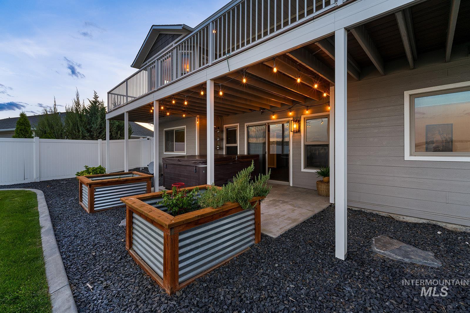 2555 Remington Way, Clarkston, Washington 99403, 5 Bedrooms, 3 Bathrooms, Residential For Sale, Price $649,000, 98995563