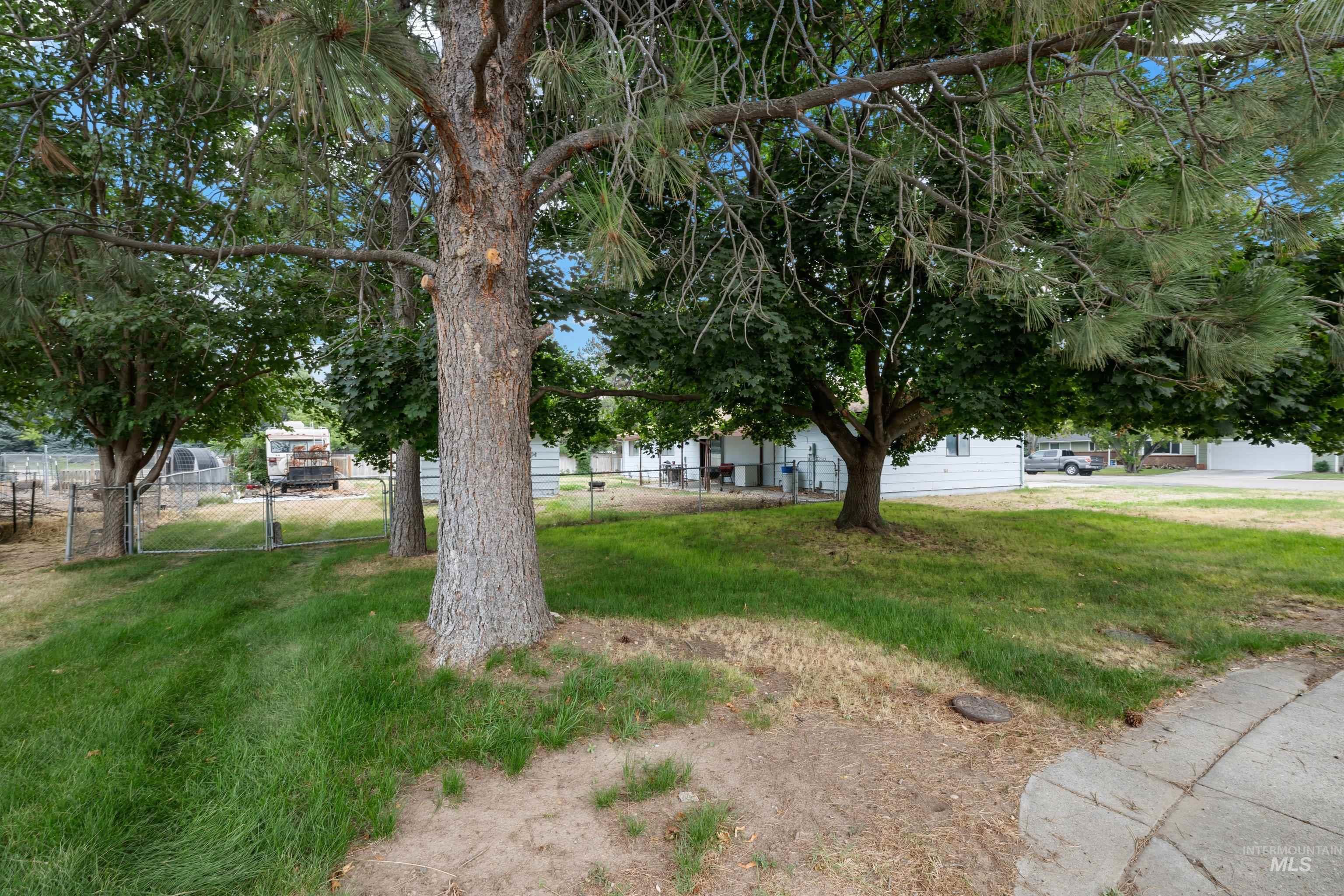 9032 W Inca Ct, Boise, Idaho 83709, 3 Bedrooms, 2 Bathrooms, Residential For Sale, Price $399,990, 98995569
