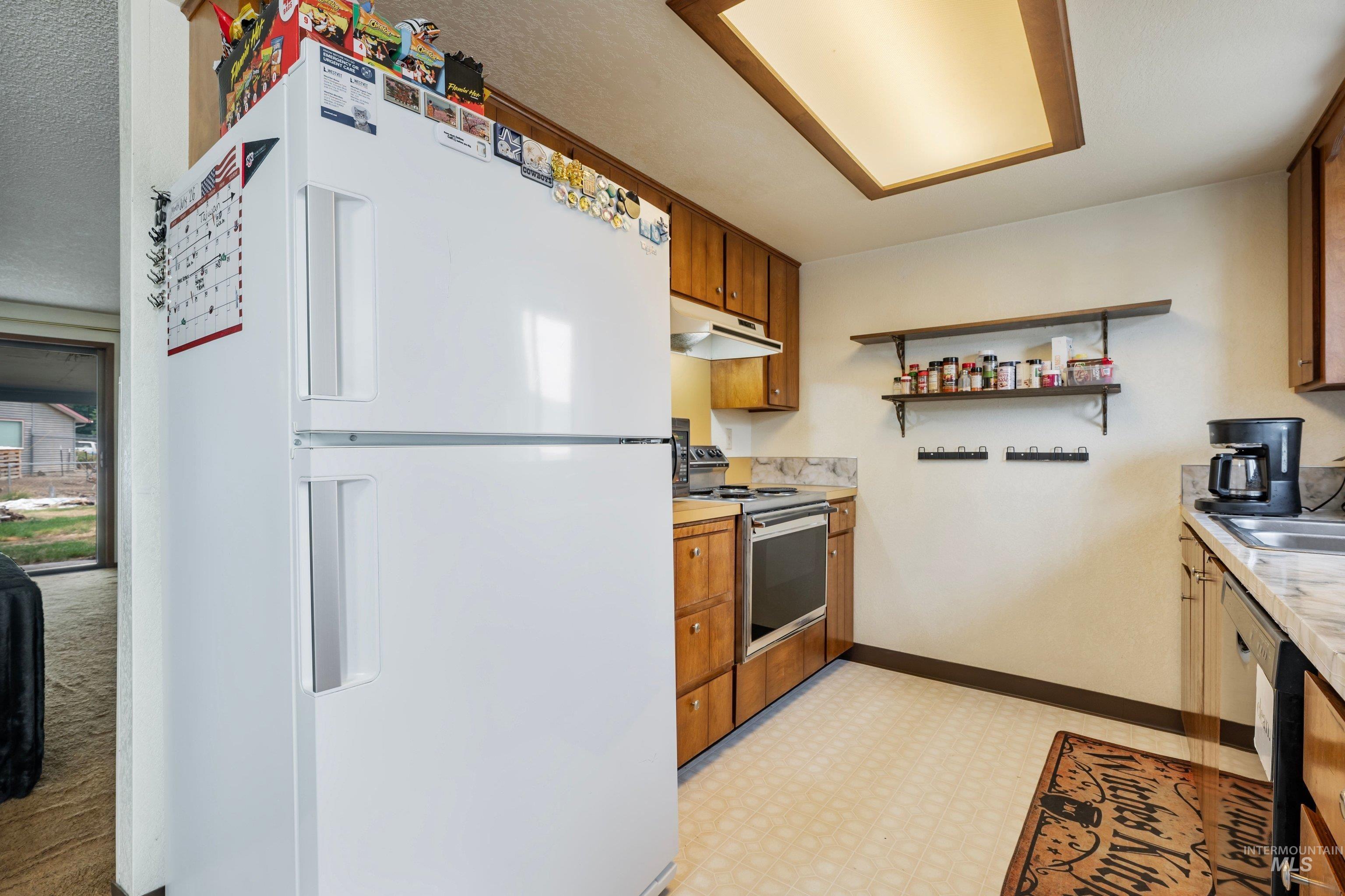 9032 W Inca Ct, Boise, Idaho 83709, 3 Bedrooms, 2 Bathrooms, Residential For Sale, Price $399,990, 98995569
