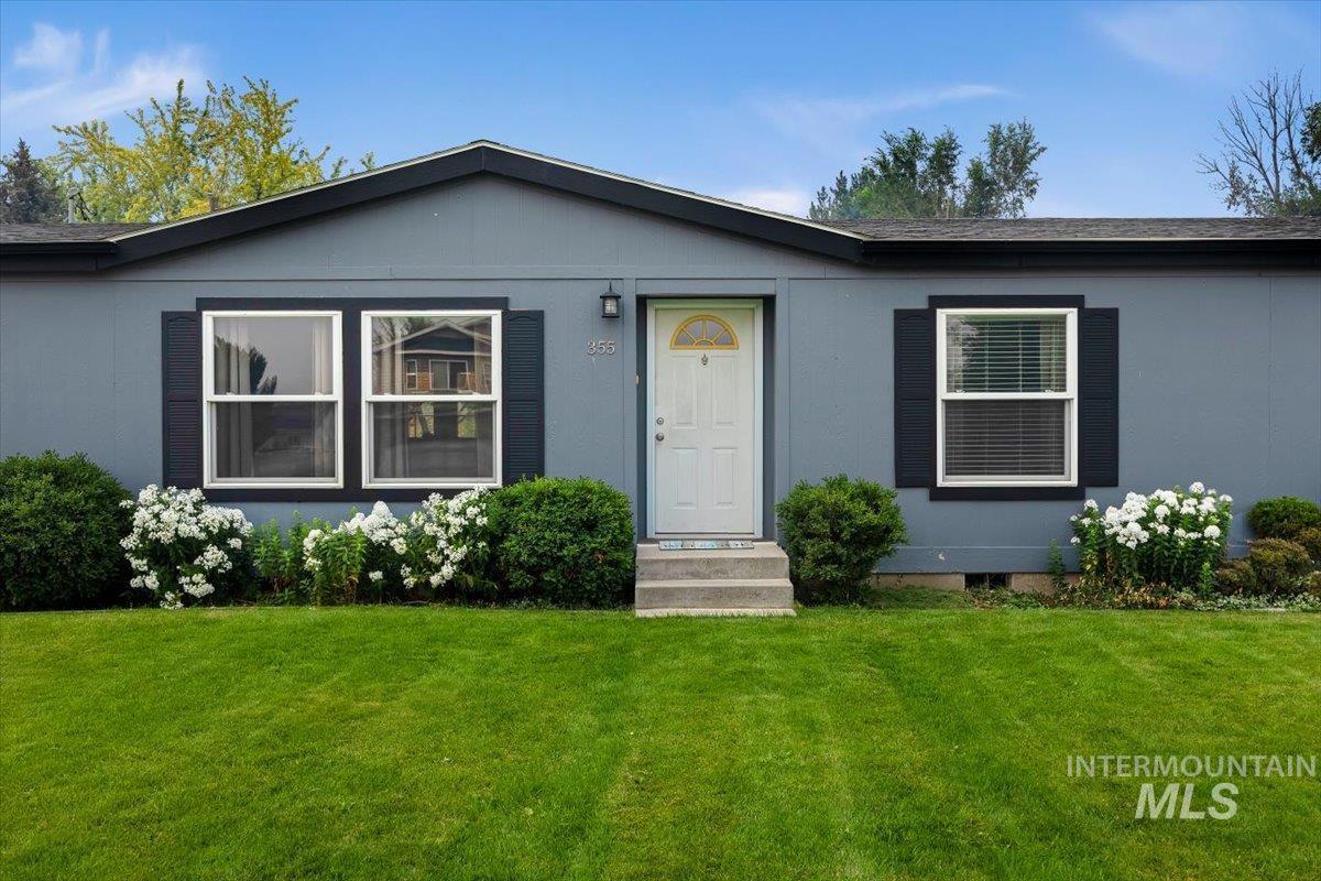 355 6th Avenue West, Wendell, Idaho 83355, 3 Bedrooms, 2 Bathrooms, Residential For Sale, Price $315,000, 98995570