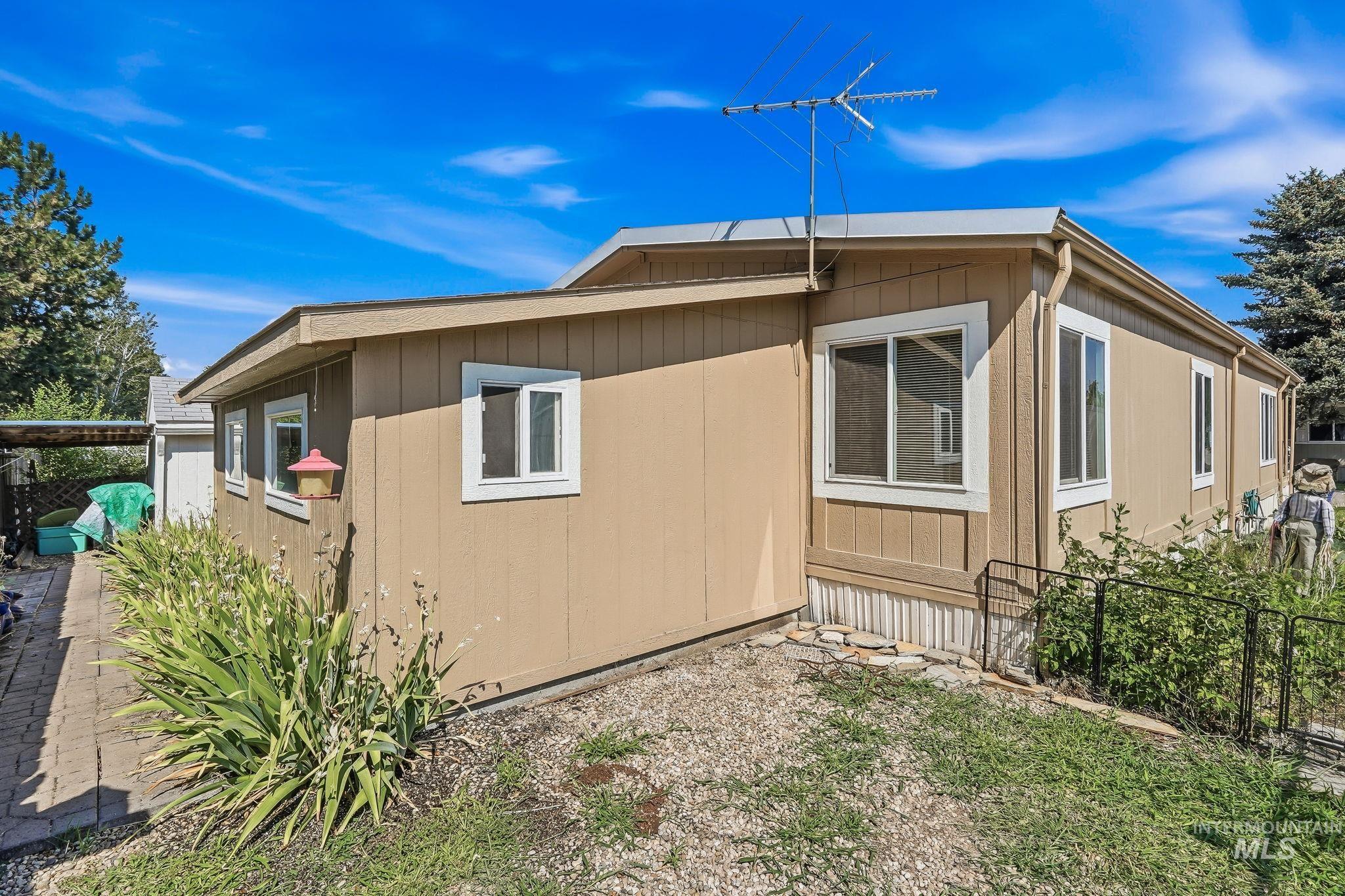 8089 Appomattox, Boise, Idaho 83714, 2 Bedrooms, 2 Bathrooms, Residential For Sale, Price $157,500, 98995574