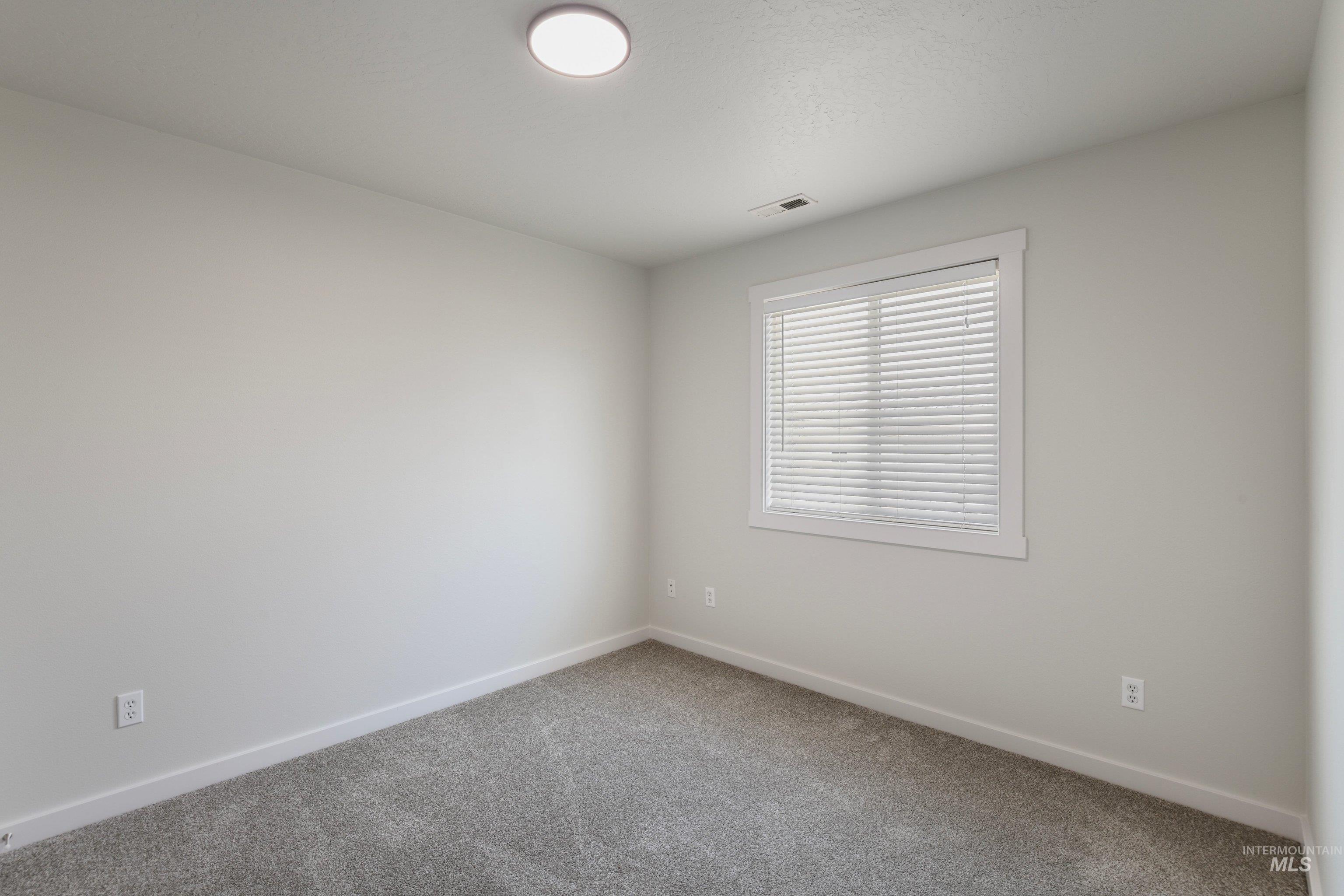 1131 S Barberry Pl, Nampa, Idaho 83686, 3 Bedrooms, 2.5 Bathrooms, Residential For Sale, Price $309,900, 98995575