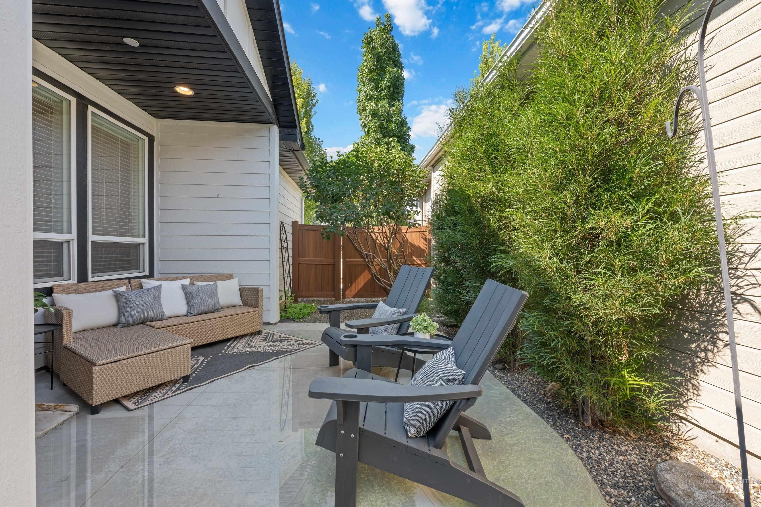 1255 E Prairiefire St, Meridian, Idaho 83646, 3 Bedrooms, 2 Bathrooms, Residential For Sale, Price $489,000,MLS 98995577