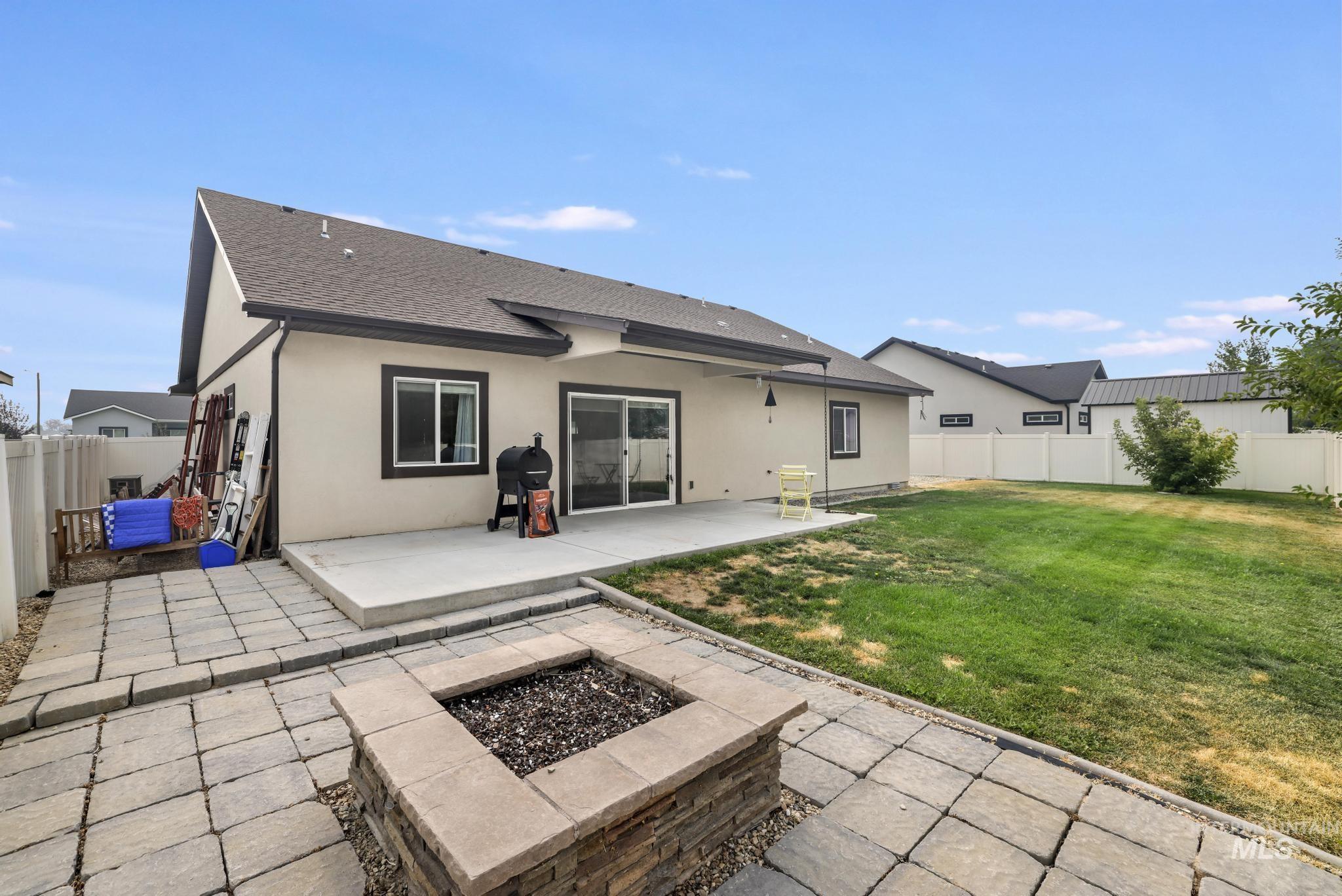 1356 Jump St, Twin Falls, Idaho 83301, 4 Bedrooms, 2 Bathrooms, Residential For Sale, Price $460,000, 98995578