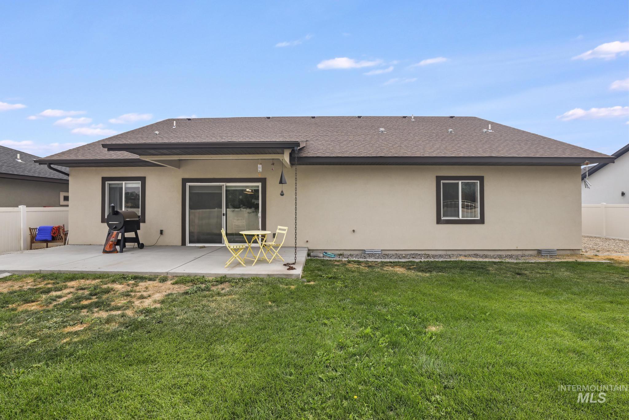 1356 Jump St, Twin Falls, Idaho 83301, 4 Bedrooms, 2 Bathrooms, Residential For Sale, Price $460,000, 98995578