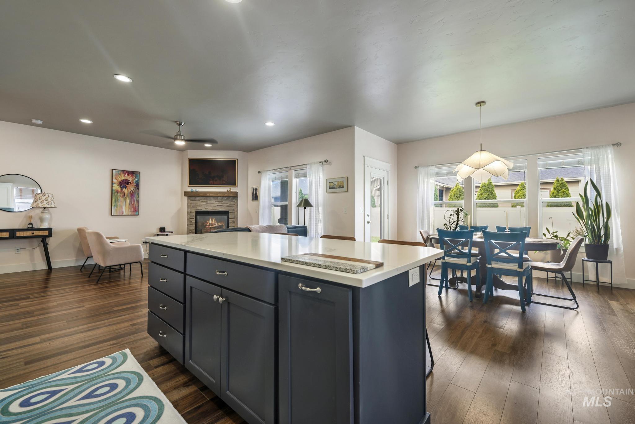973 Birchton Loop, Twin Falls, Idaho 83301, 3 Bedrooms, 2.5 Bathrooms, Residential For Sale, Price $460,000, 98995579