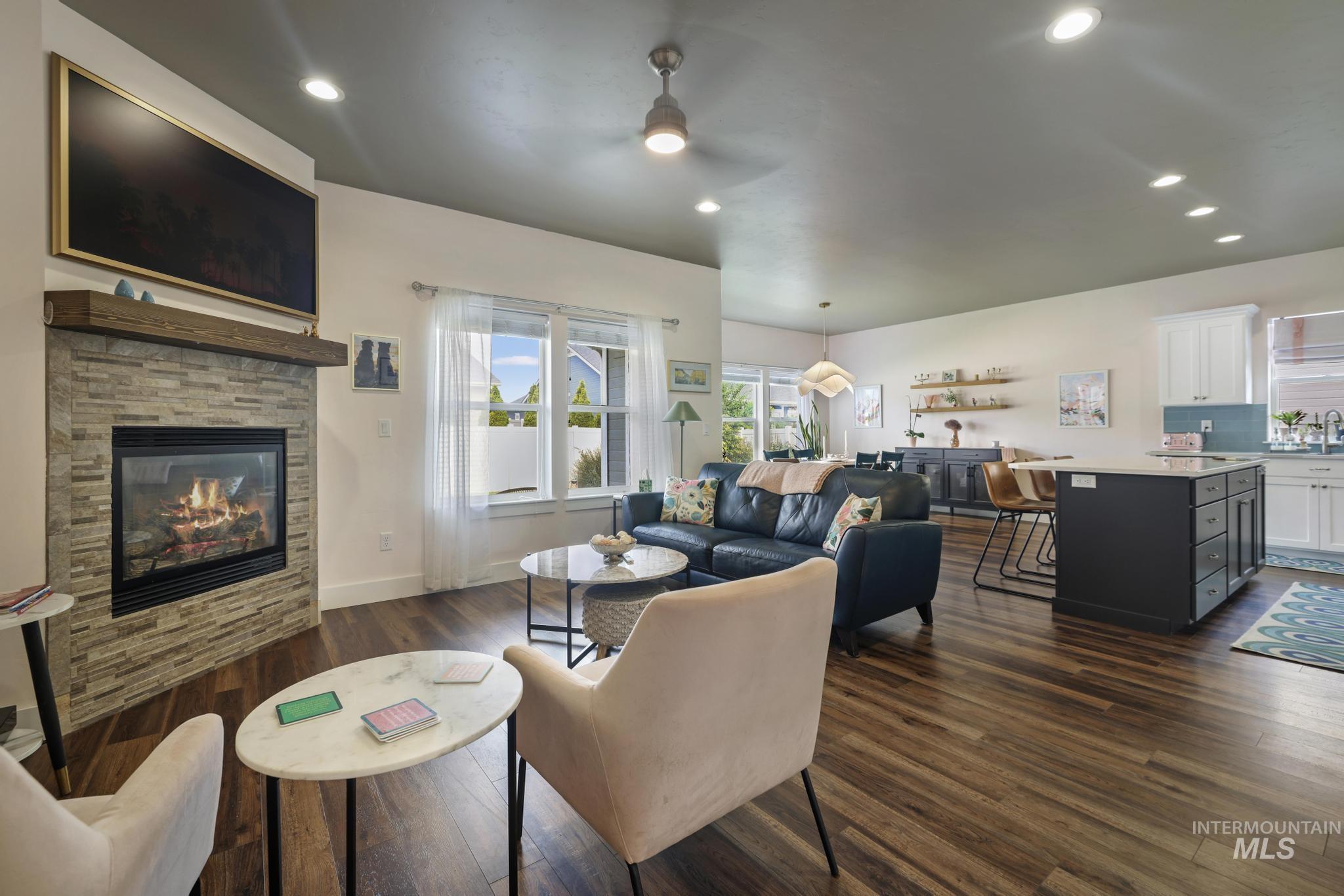 973 Birchton Loop, Twin Falls, Idaho 83301, 3 Bedrooms, 2.5 Bathrooms, Residential For Sale, Price $460,000, 98995579