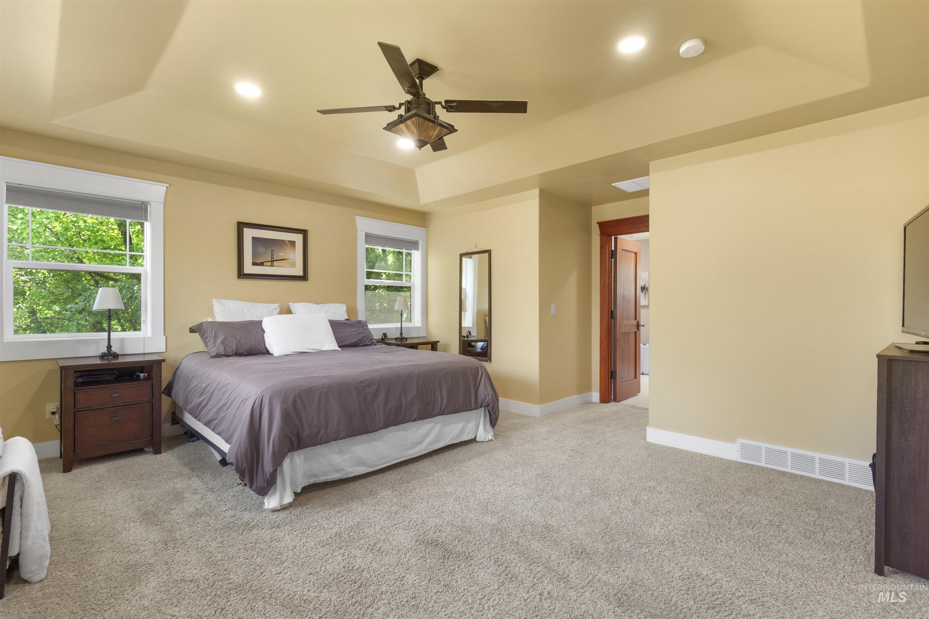 3279 Longbow Dr., Twin Falls, Idaho 83301, 4 Bedrooms, 2.5 Bathrooms, Residential For Sale, Price $769,900, 98995580
