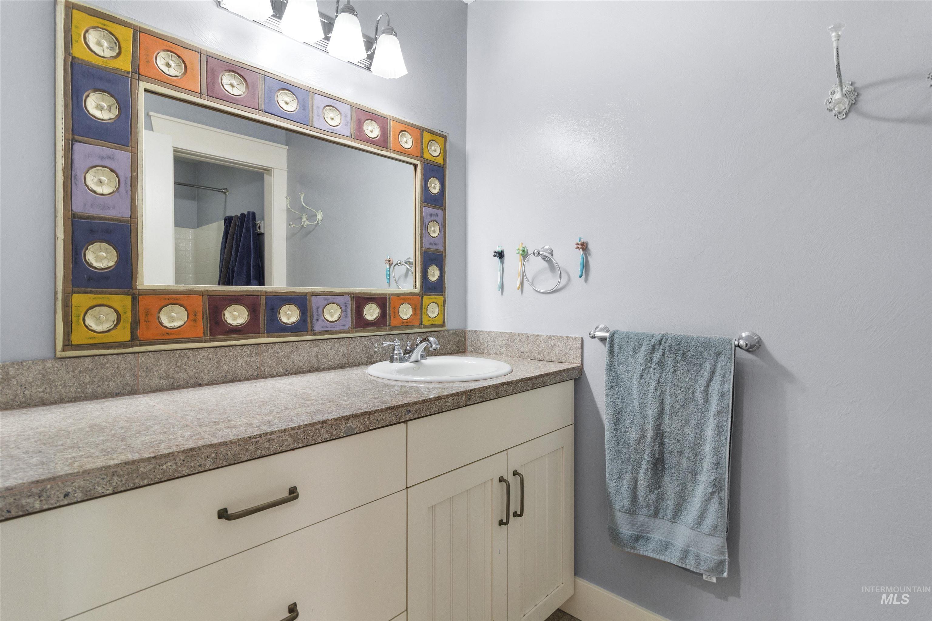 3279 Longbow Dr., Twin Falls, Idaho 83301, 4 Bedrooms, 2.5 Bathrooms, Residential For Sale, Price $769,900, 98995580