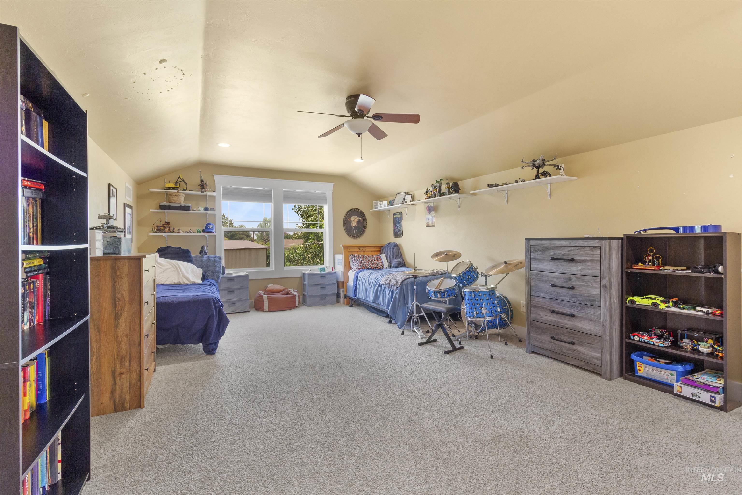 3279 Longbow Dr., Twin Falls, Idaho 83301, 4 Bedrooms, 2.5 Bathrooms, Residential For Sale, Price $769,900, 98995580