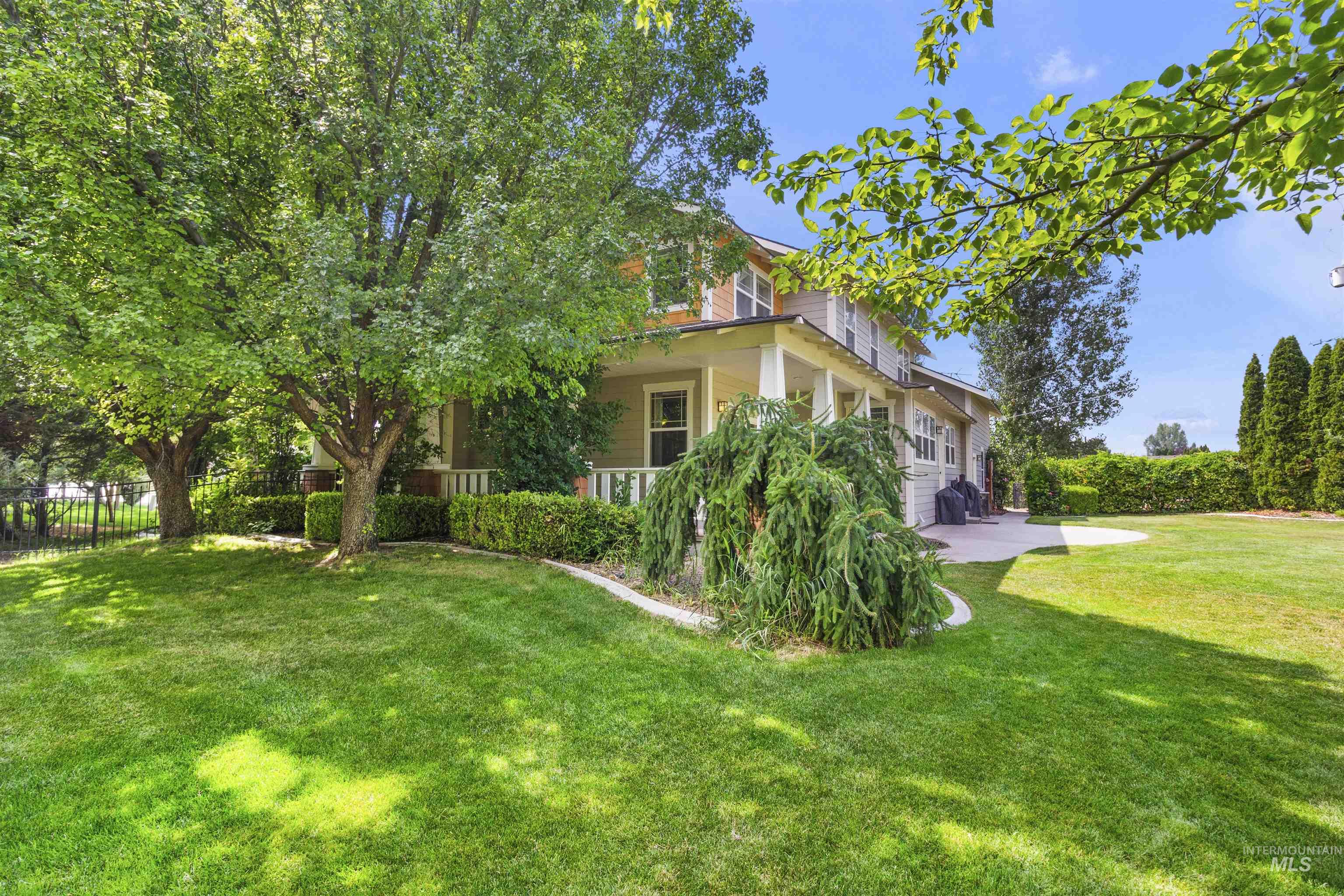 3279 Longbow Dr., Twin Falls, Idaho 83301, 4 Bedrooms, 2.5 Bathrooms, Residential For Sale, Price $769,900, 98995580