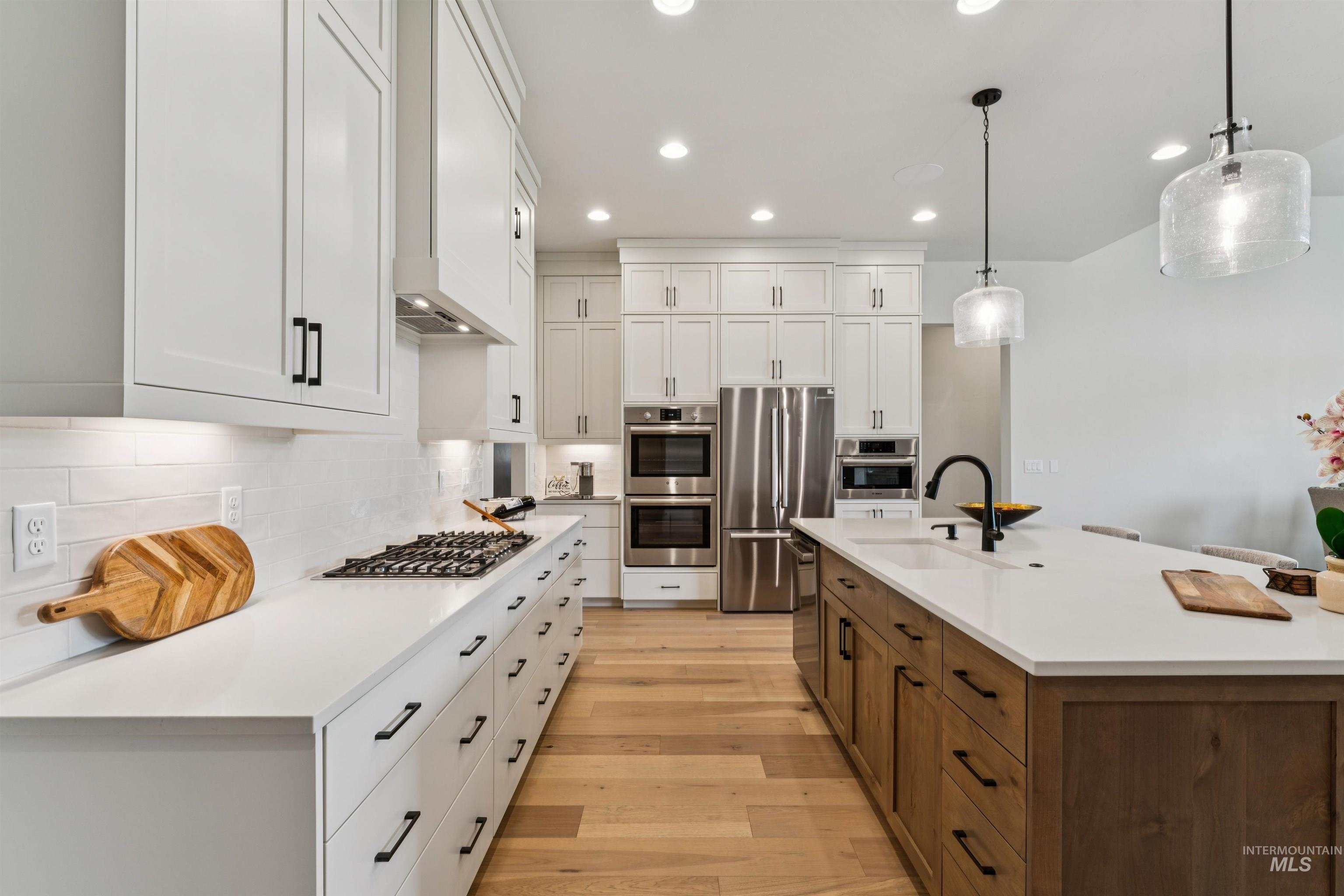 2759 E Sawtelle Peak St, Meridian, Idaho 83642, 4 Bedrooms, 2.5 Bathrooms, Residential For Sale, Price $865,000,MLS 98995581