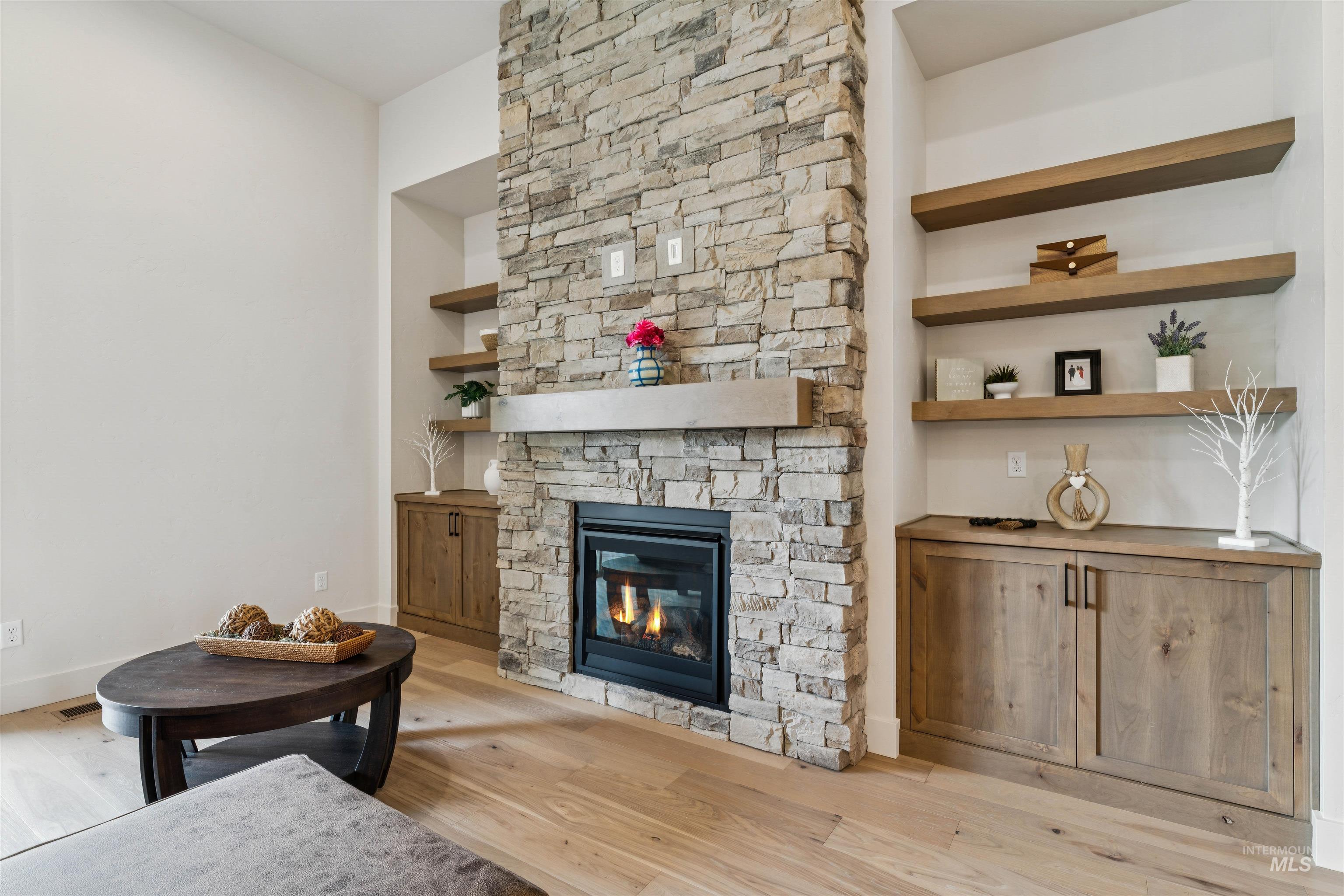 2759 E Sawtelle Peak St, Meridian, Idaho 83642, 4 Bedrooms, 2.5 Bathrooms, Residential For Sale, Price $865,000,MLS 98995581