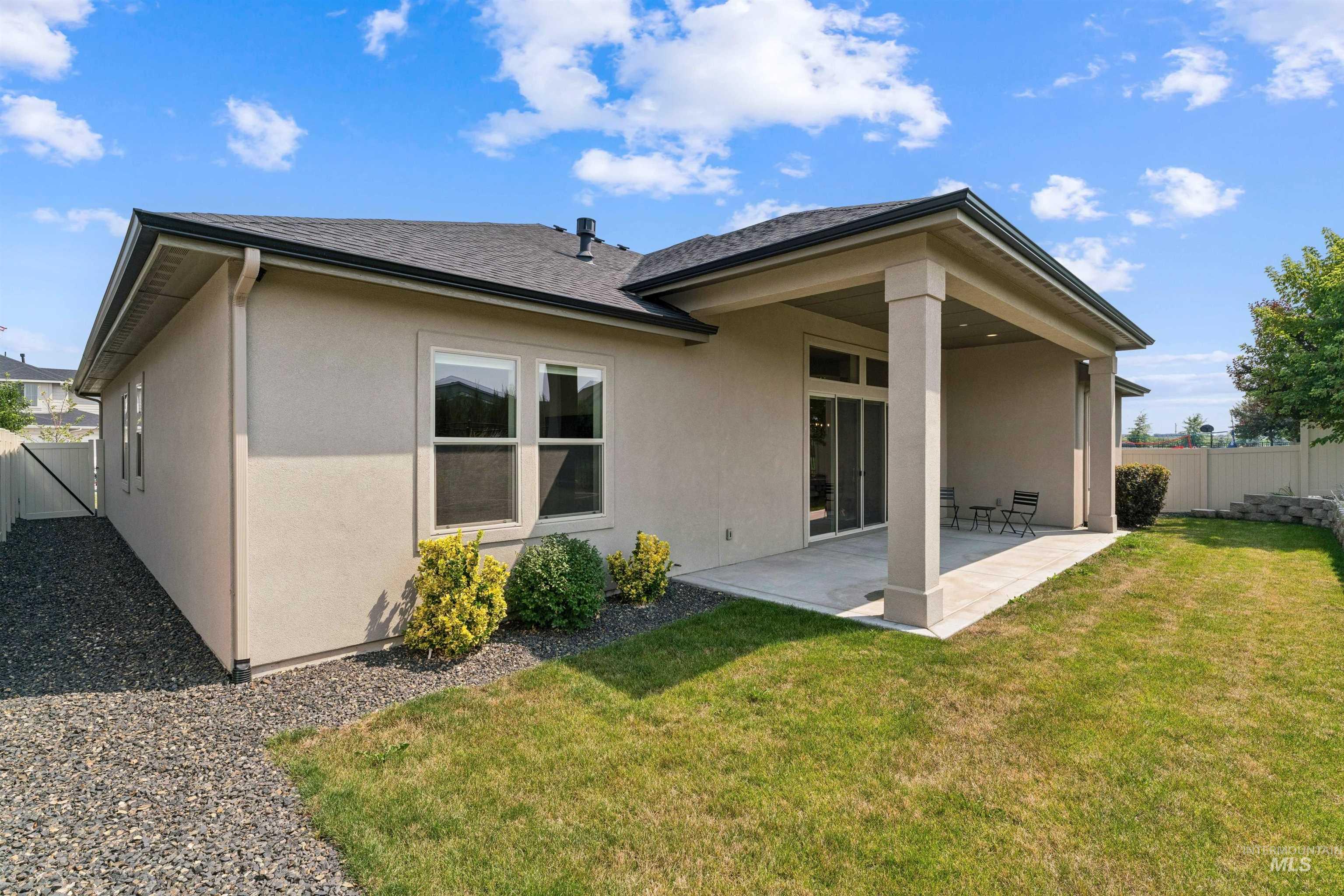 2759 E Sawtelle Peak St, Meridian, Idaho 83642, 4 Bedrooms, 2.5 Bathrooms, Residential For Sale, Price $865,000,MLS 98995581