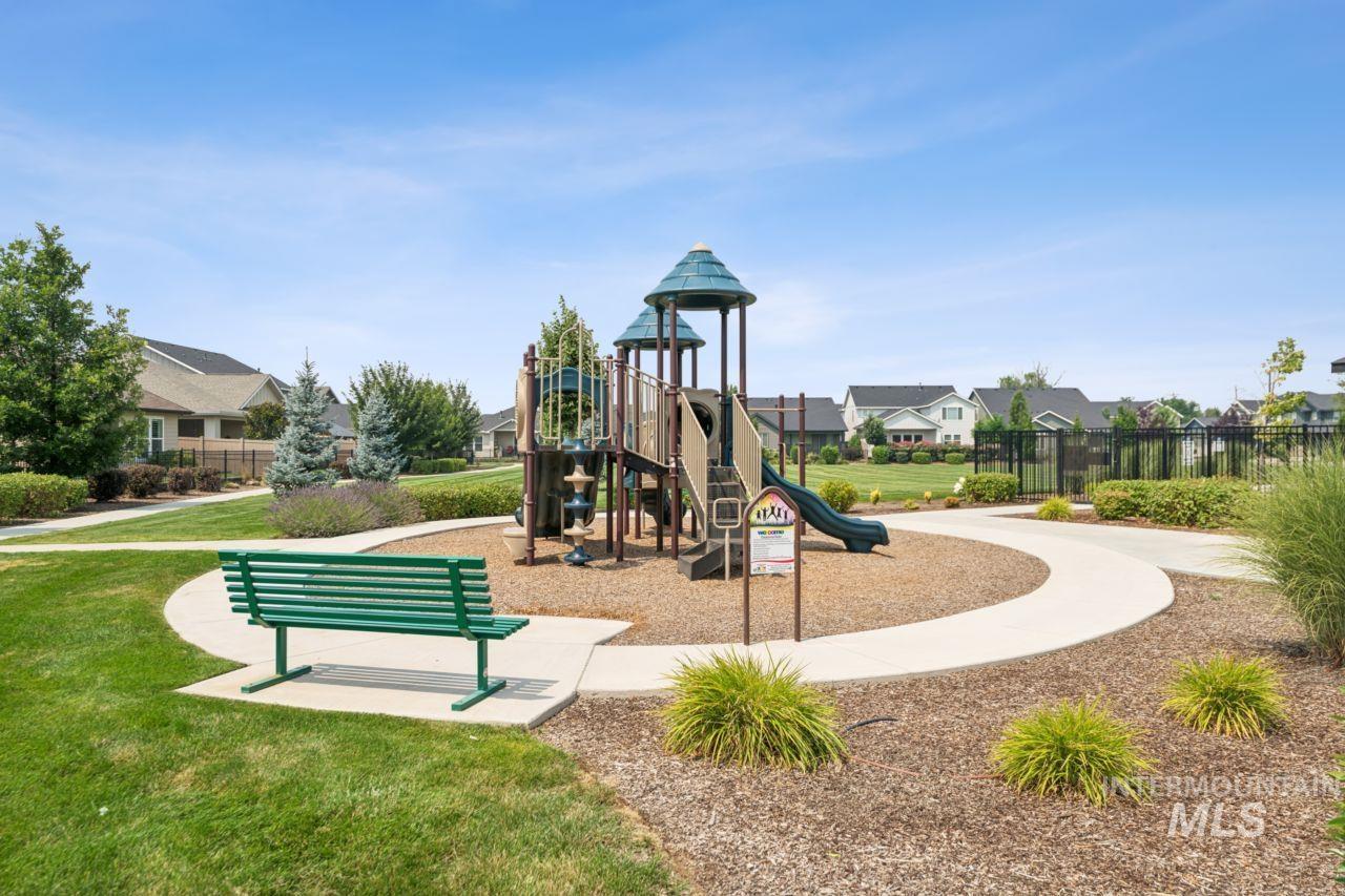 2759 E Sawtelle Peak St, Meridian, Idaho 83642, 4 Bedrooms, 2.5 Bathrooms, Residential For Sale, Price $865,000,MLS 98995581