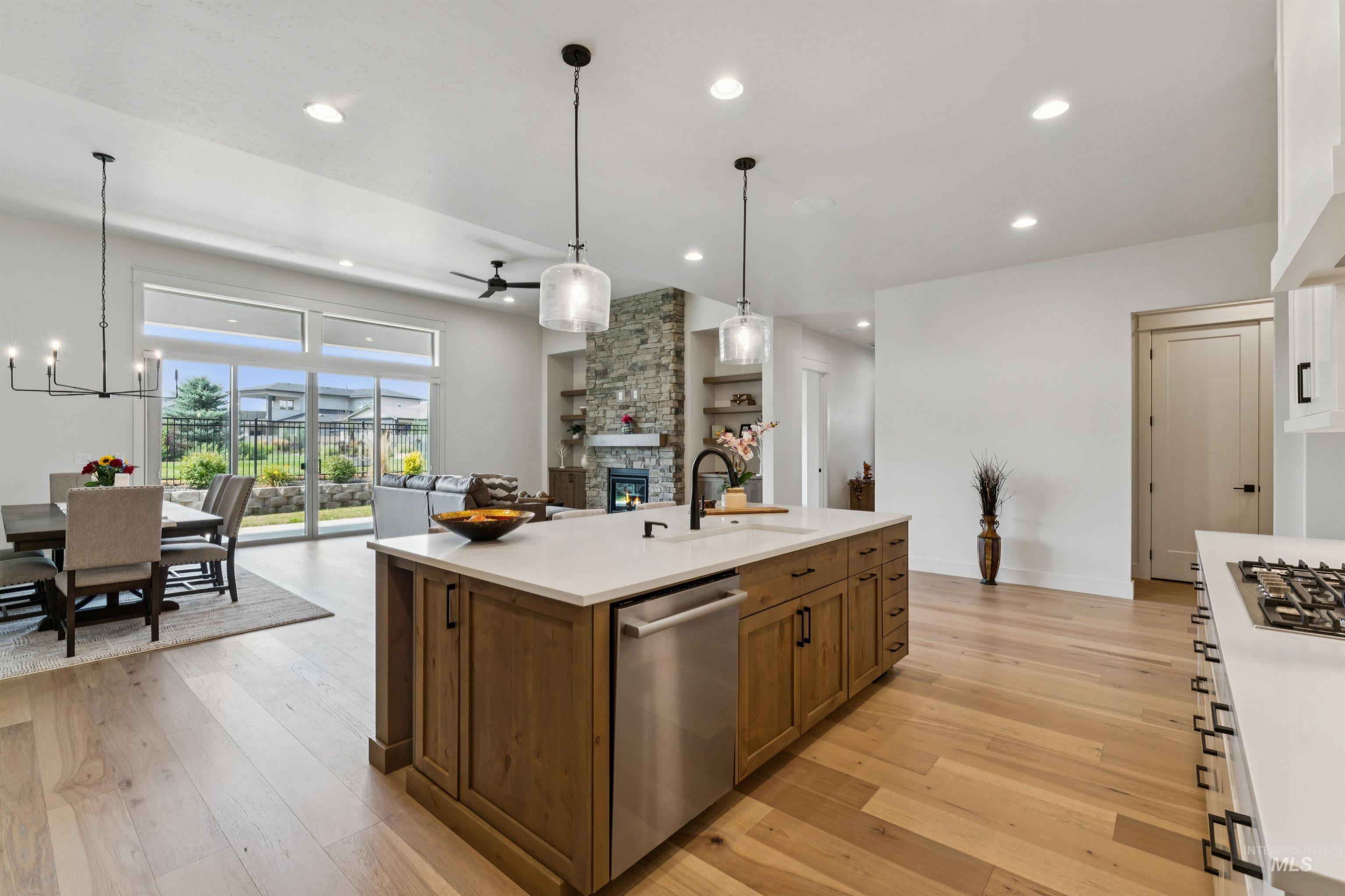 2759 E Sawtelle Peak St, Meridian, Idaho 83642, 4 Bedrooms, 2.5 Bathrooms, Residential For Sale, Price $865,000,MLS 98995581