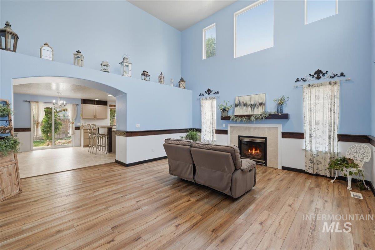 11761 Tidewater St, Caldwell, Idaho 83605, 4 Bedrooms, 2.5 Bathrooms, Residential For Sale, Price $459,000,MLS 98995582
