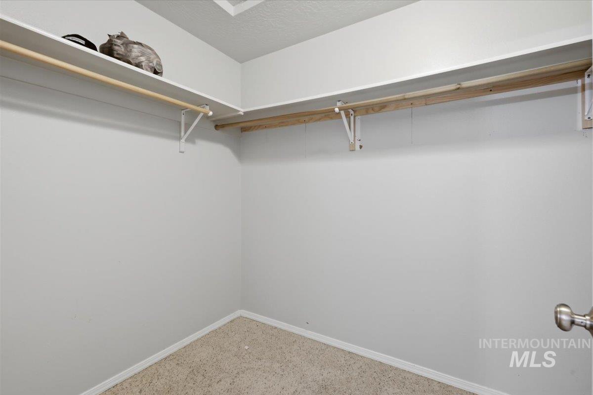 11761 Tidewater St, Caldwell, Idaho 83605, 4 Bedrooms, 2.5 Bathrooms, Residential For Sale, Price $459,000,MLS 98995582