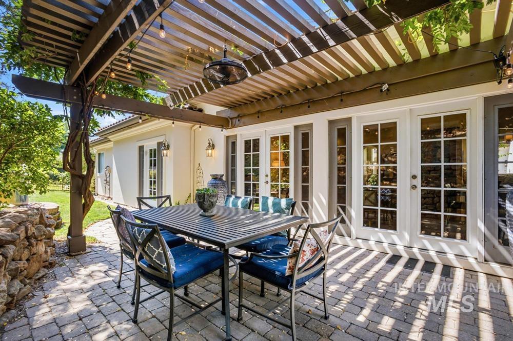 1583 E Nines Point Ln, Boise, Idaho 83702, 4 Bedrooms, 3.5 Bathrooms, Residential For Sale, Price $1,628,000,MLS 98995584