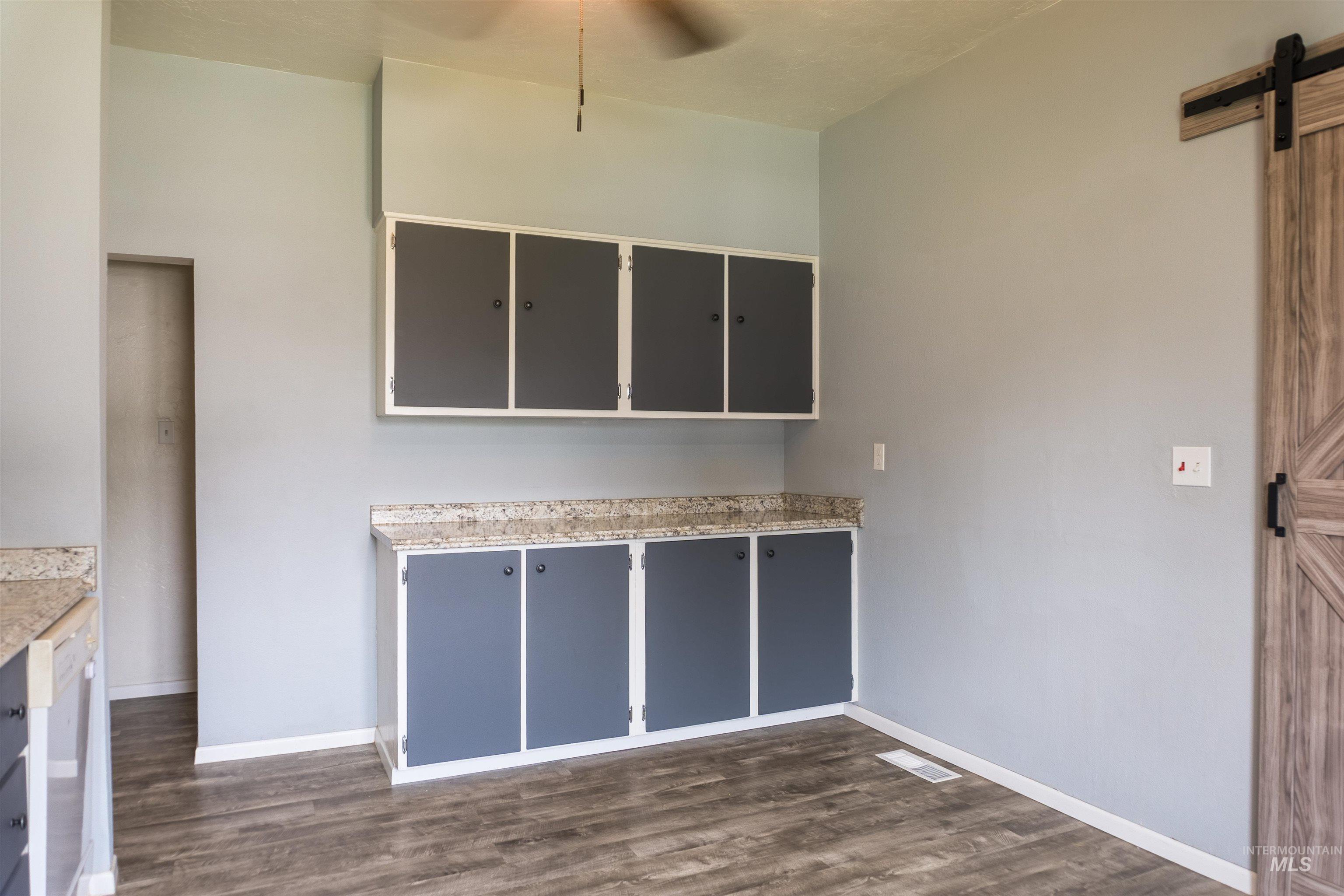 307 Birch St S, Kimberly, Idaho 83341, 2 Bedrooms, 2 Bathrooms, Residential Income For Sale, Price $412,000,MLS 98995587
