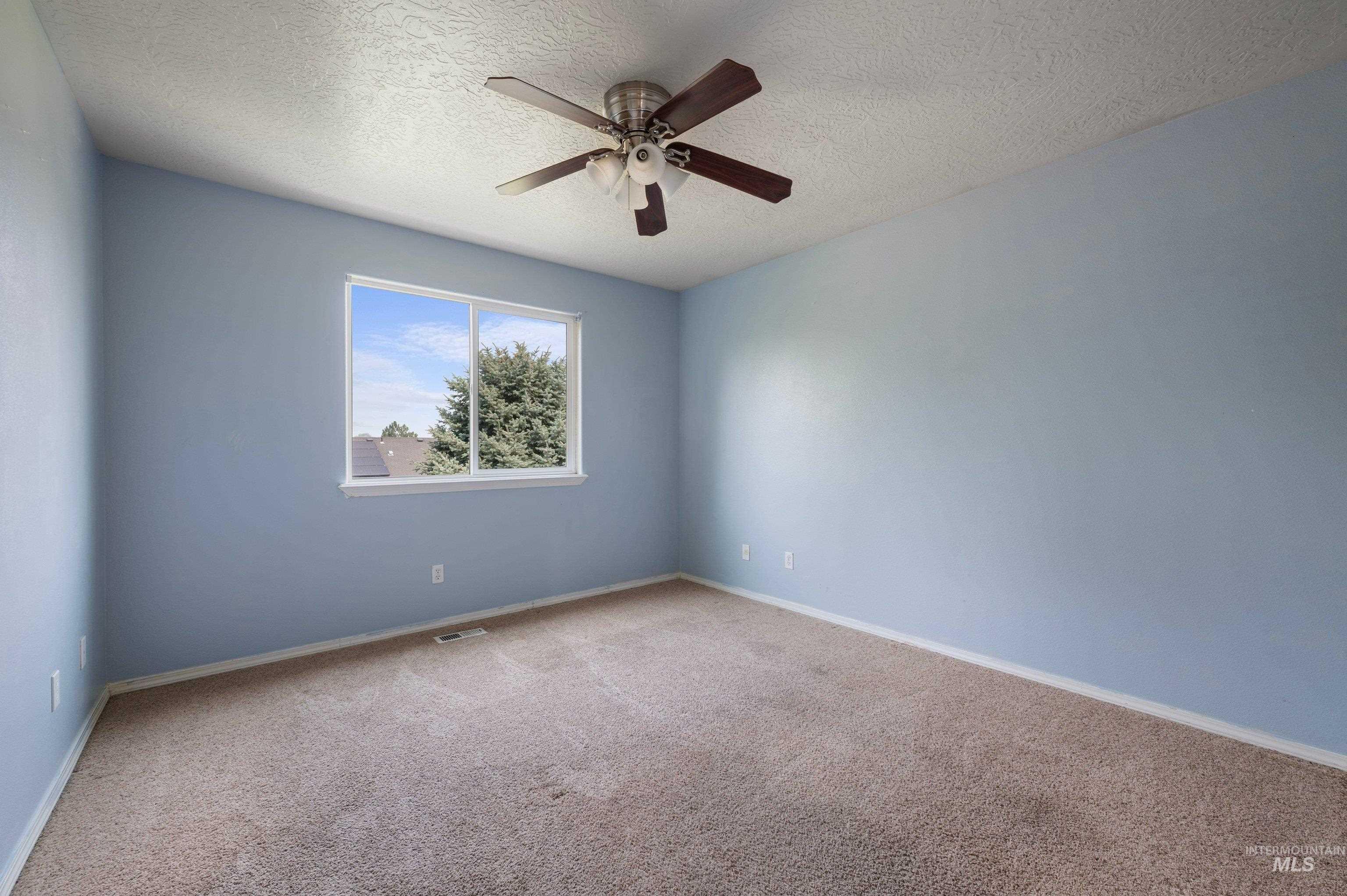 16711 Frisco Ave., Caldwell, Idaho 83607, 3 Bedrooms, 2.5 Bathrooms, Residential For Sale, Price $319,900, 98995588