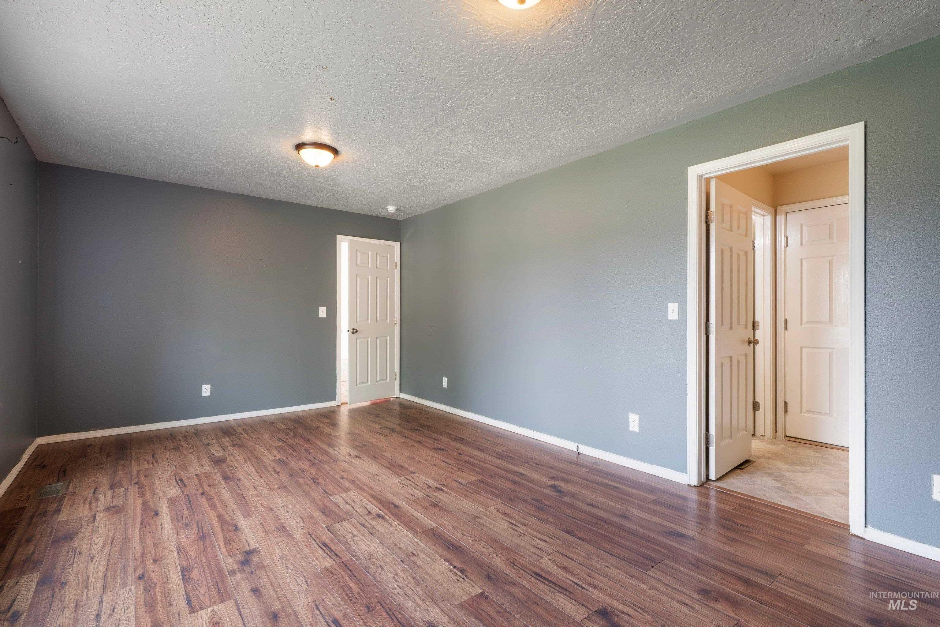 16711 Frisco Ave., Caldwell, Idaho 83607, 3 Bedrooms, 2.5 Bathrooms, Residential For Sale, Price $319,900, 98995588