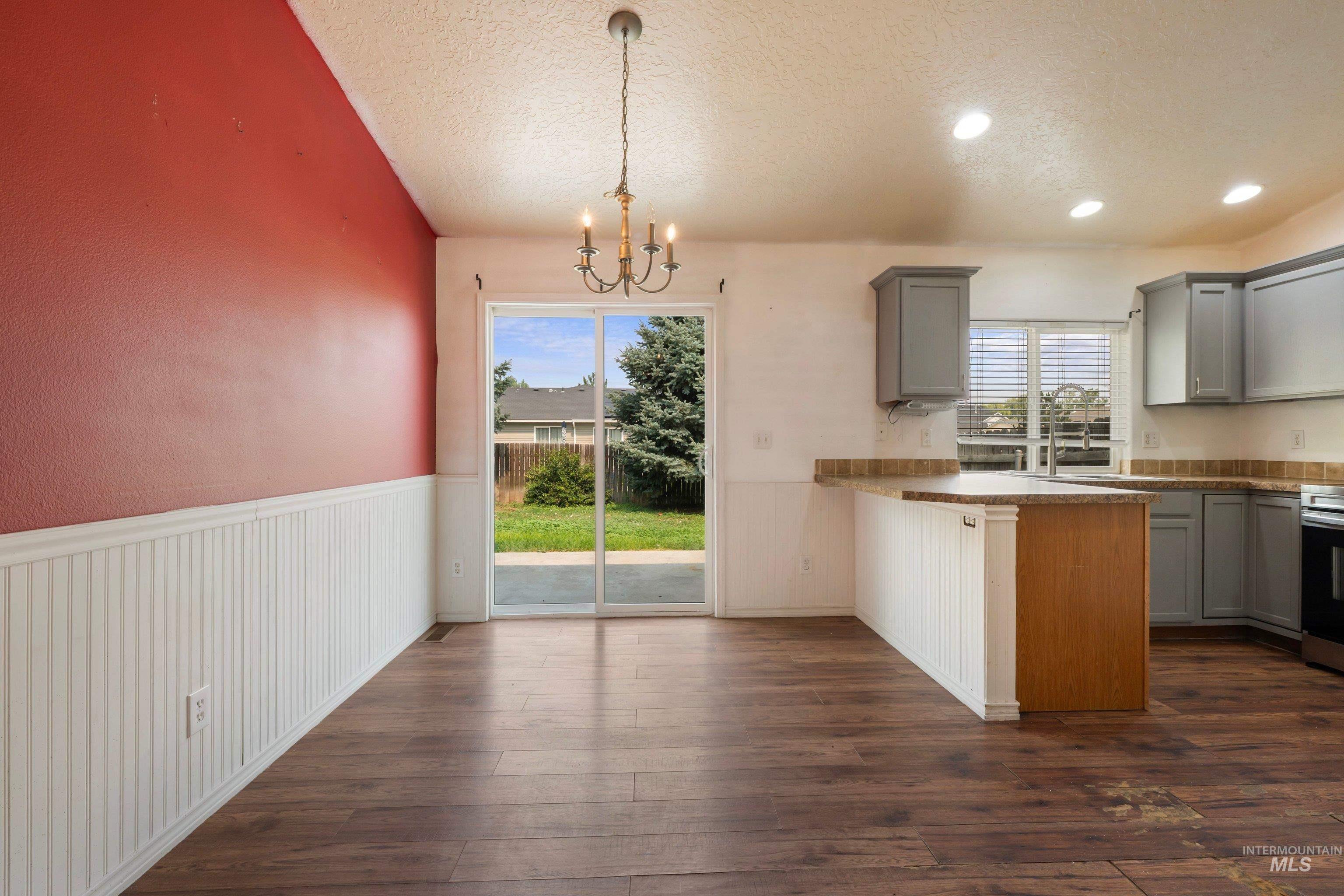 16711 Frisco Ave., Caldwell, Idaho 83607, 3 Bedrooms, 2.5 Bathrooms, Residential For Sale, Price $319,900, 98995588