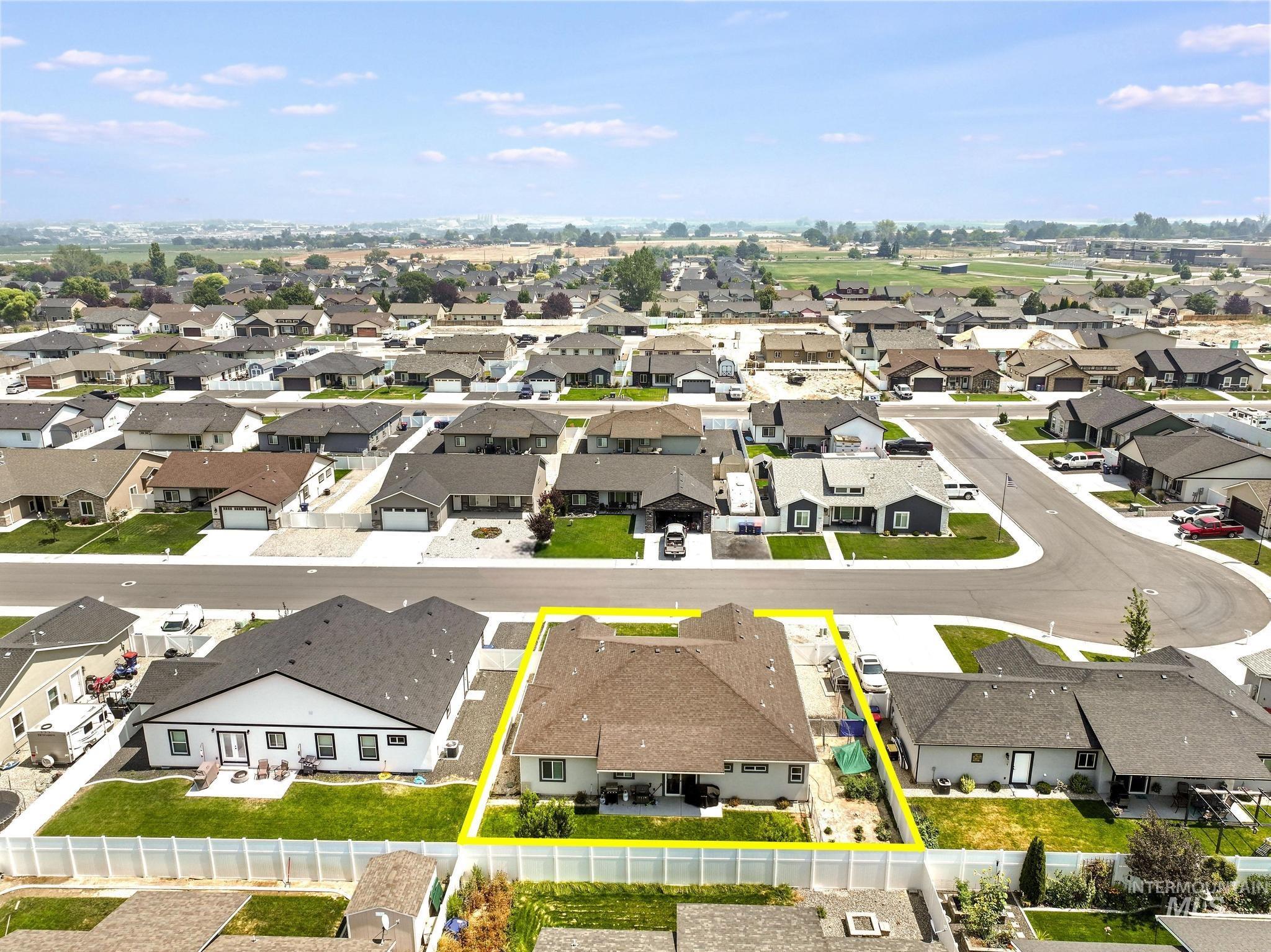 1430 Shelbi St, Twin Falls, Idaho 83301, 4 Bedrooms, 2 Bathrooms, Residential For Sale, Price $505,000, 98995590