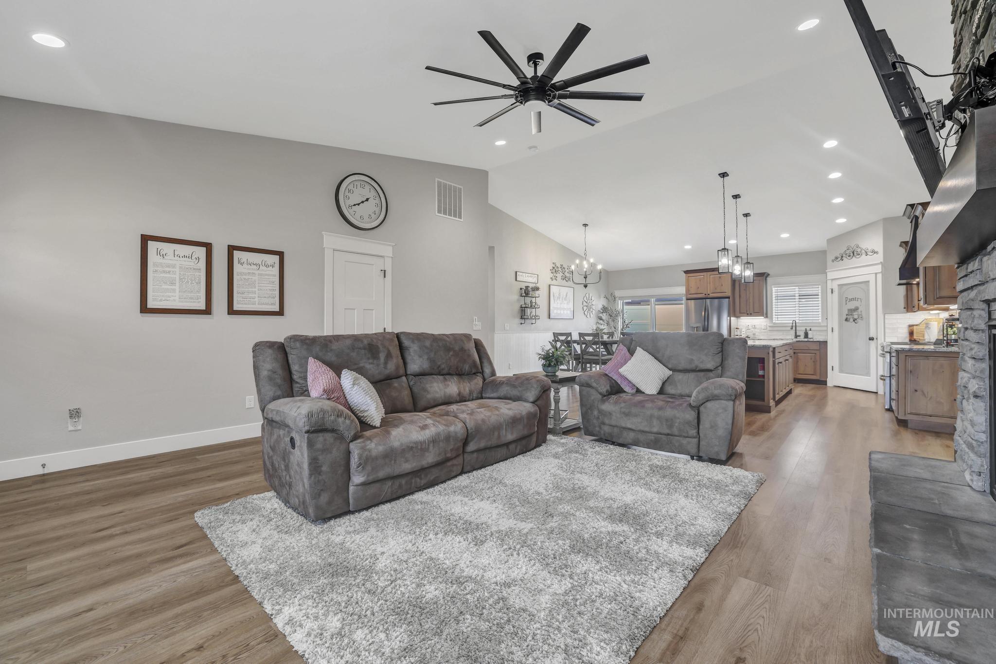 1430 Shelbi St, Twin Falls, Idaho 83301, 4 Bedrooms, 2 Bathrooms, Residential For Sale, Price $505,000, 98995590