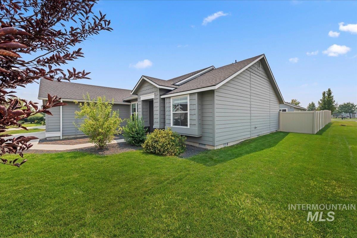 2973 W Silver River St, Meridian, Idaho 83646, 4 Bedrooms, 2 Bathrooms, Residential For Sale, Price $470,000, 98995591
