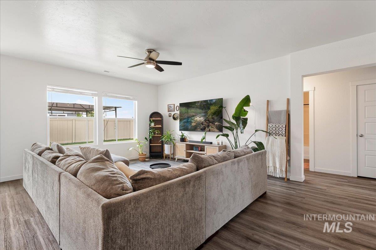 2973 W Silver River St, Meridian, Idaho 83646, 4 Bedrooms, 2 Bathrooms, Residential For Sale, Price $470,000, 98995591