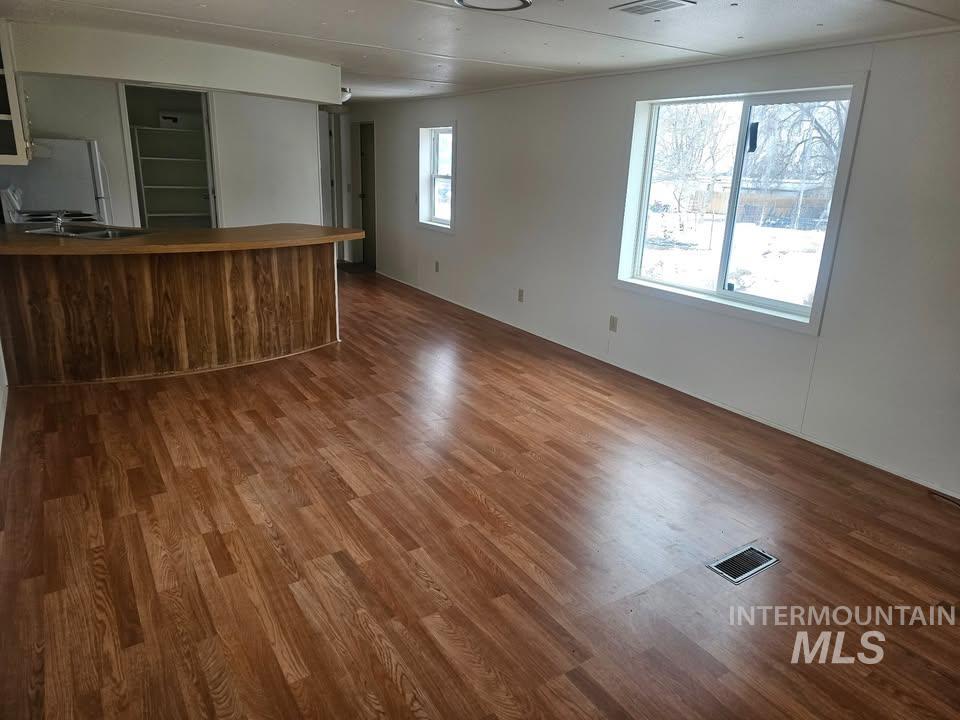 15049+ 5Th St, Caldwell, Idaho 83607, 3 Bedrooms, 1 Bathroom, Residential Income For Rent, Price $309,890,MLS 98995592