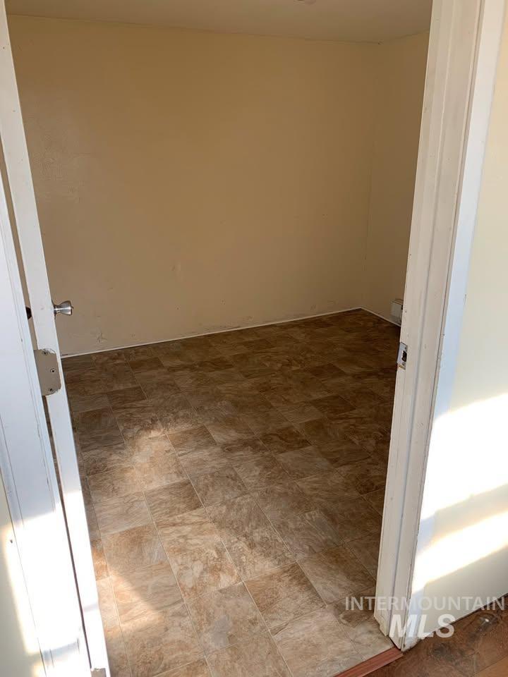 15049+ 5Th St, Caldwell, Idaho 83607, 3 Bedrooms, 1 Bathroom, Residential Income For Rent, Price $309,890,MLS 98995592