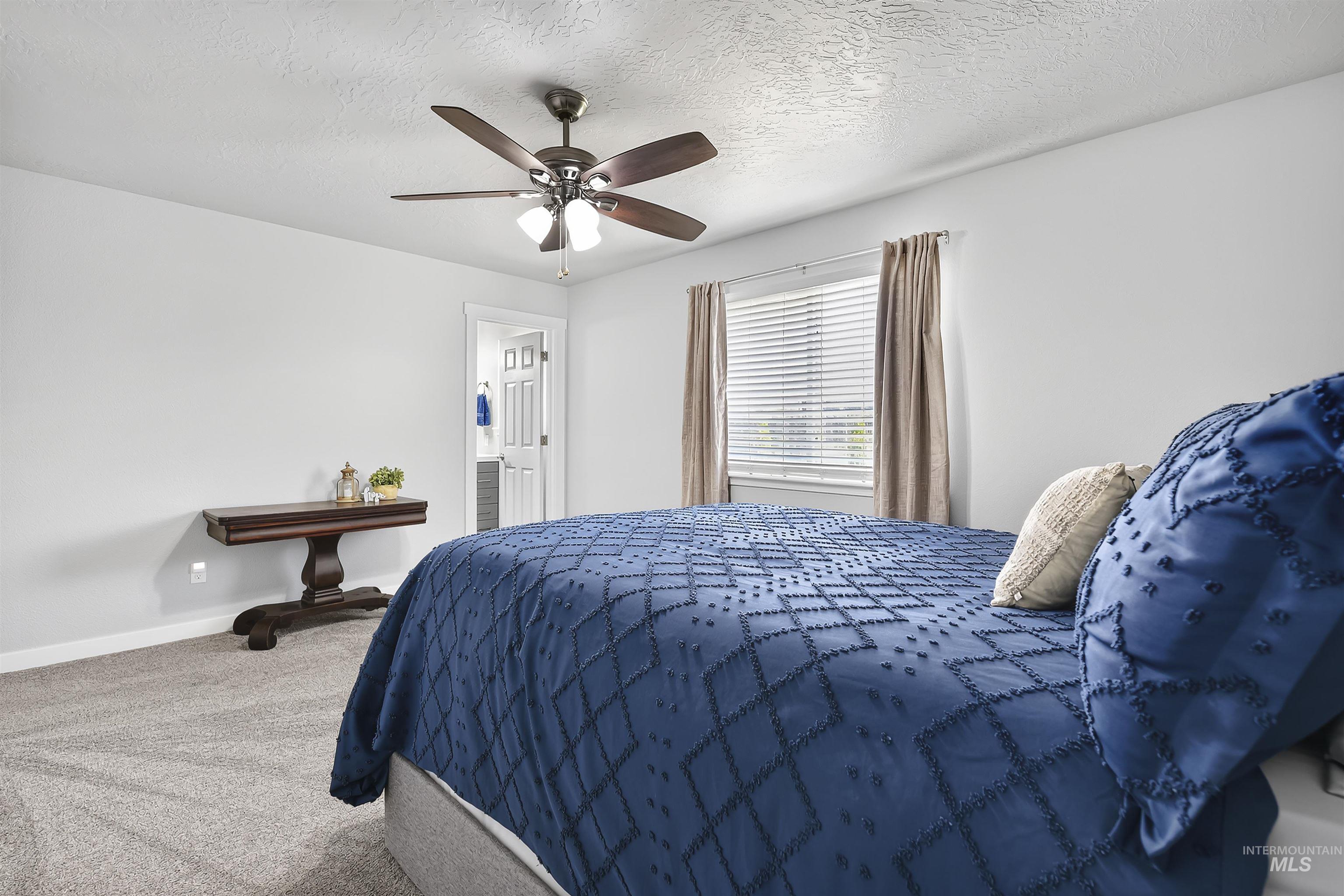 890 W Pennwood St, Meridian, Idaho 83642, 5 Bedrooms, 3 Bathrooms, Residential For Sale, Price $529,500,MLS 98995593